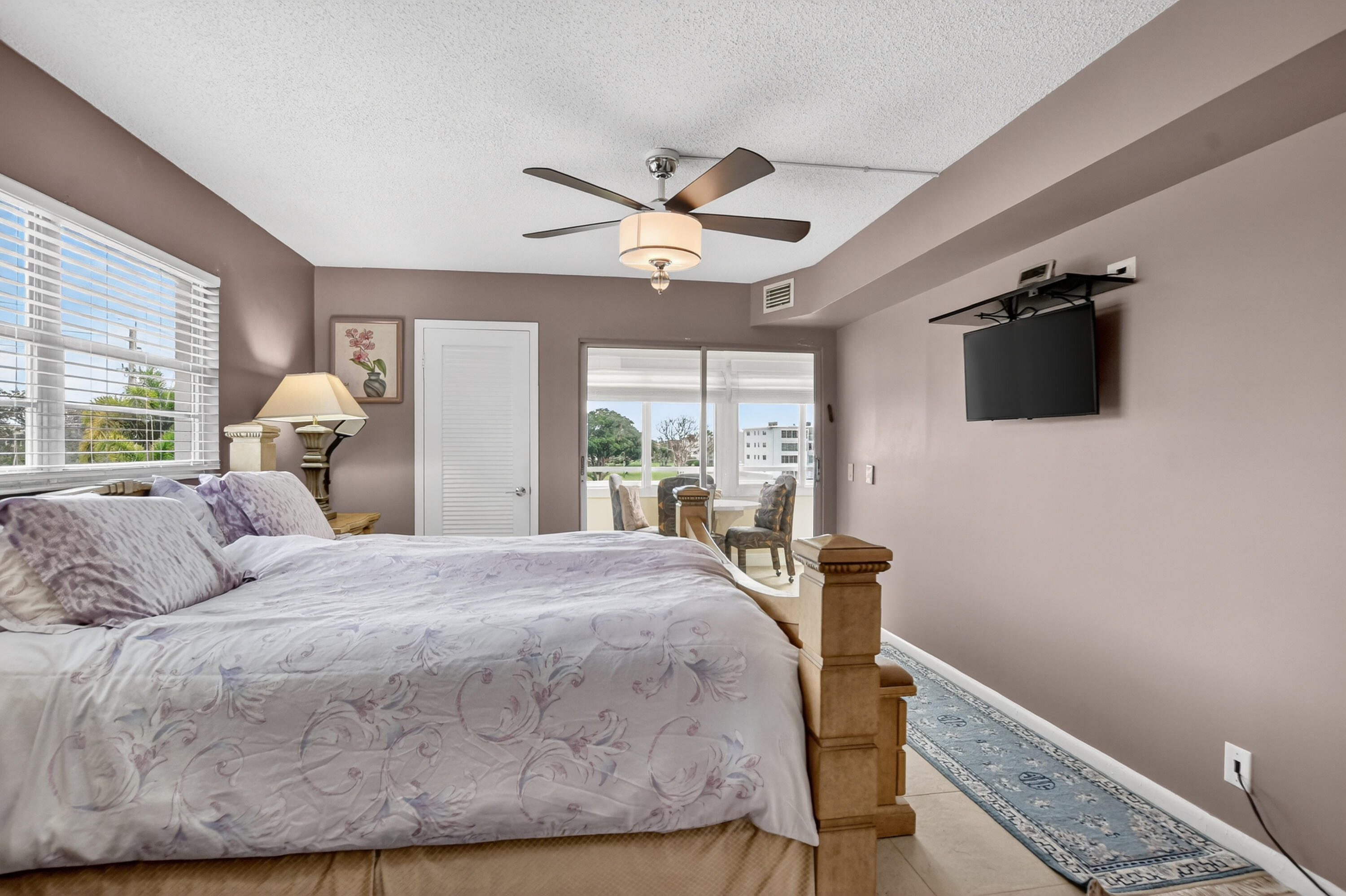 3080 Yarmouth D Property Photo 20