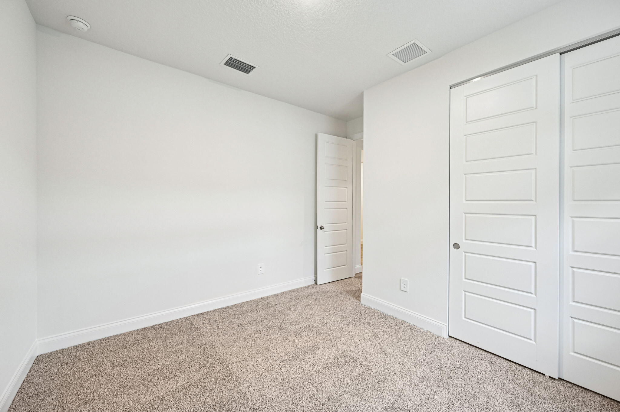 5629 Hampton Park Circle Property Photo 17