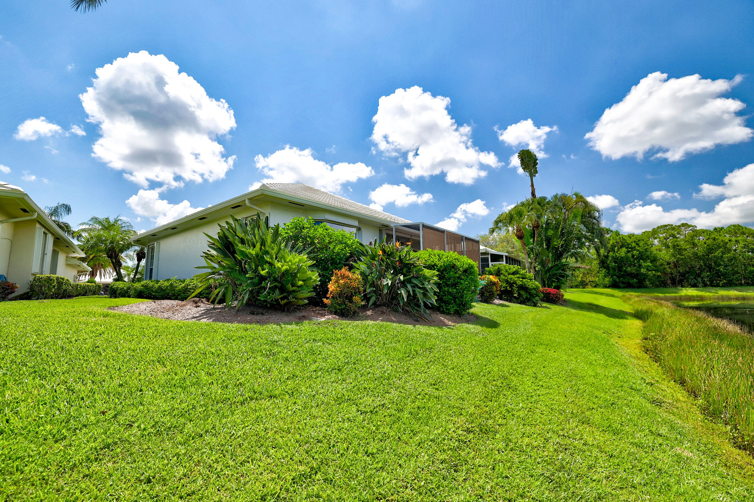 450 Sw Fairway Landing Property Photo 33
