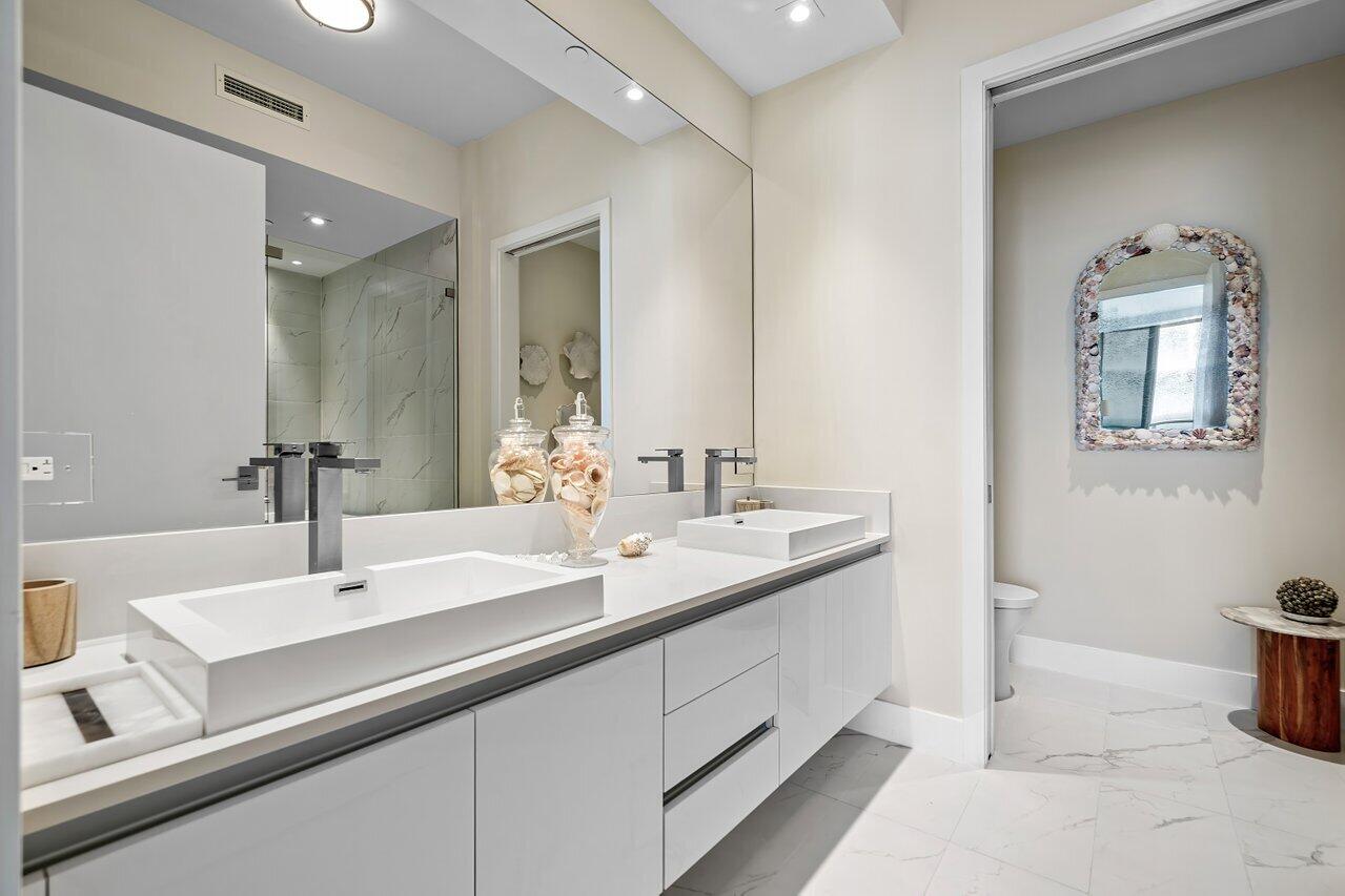 3100 N Ocean Drive H1602 Property Photo 18