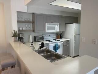 3021 Alcazar Place 202 Property Photo 9