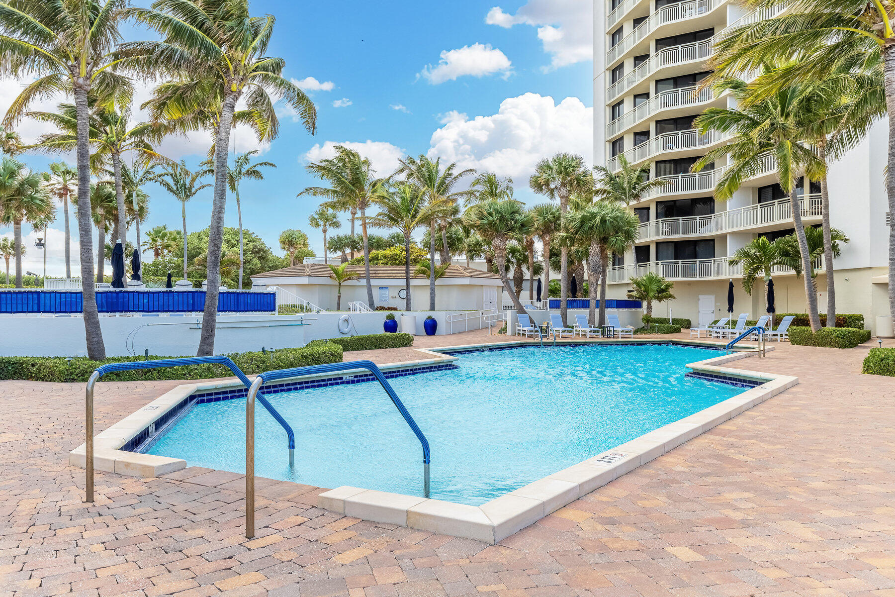 3000 N Ocean Drive Ph-a Property Photo 27
