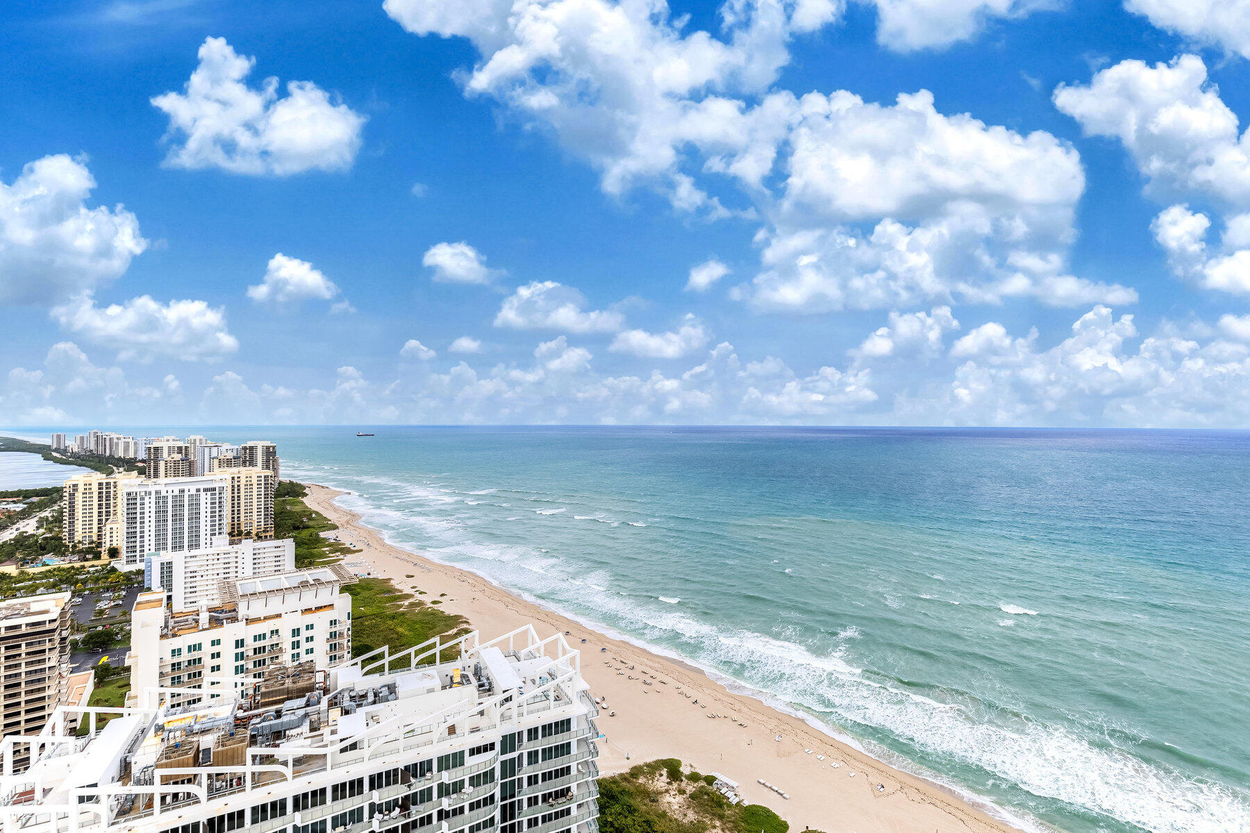 3000 N Ocean Drive Ph-a Property Photo 31