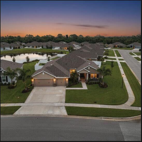 8652 Waterstone Boulevard Property Photo 1