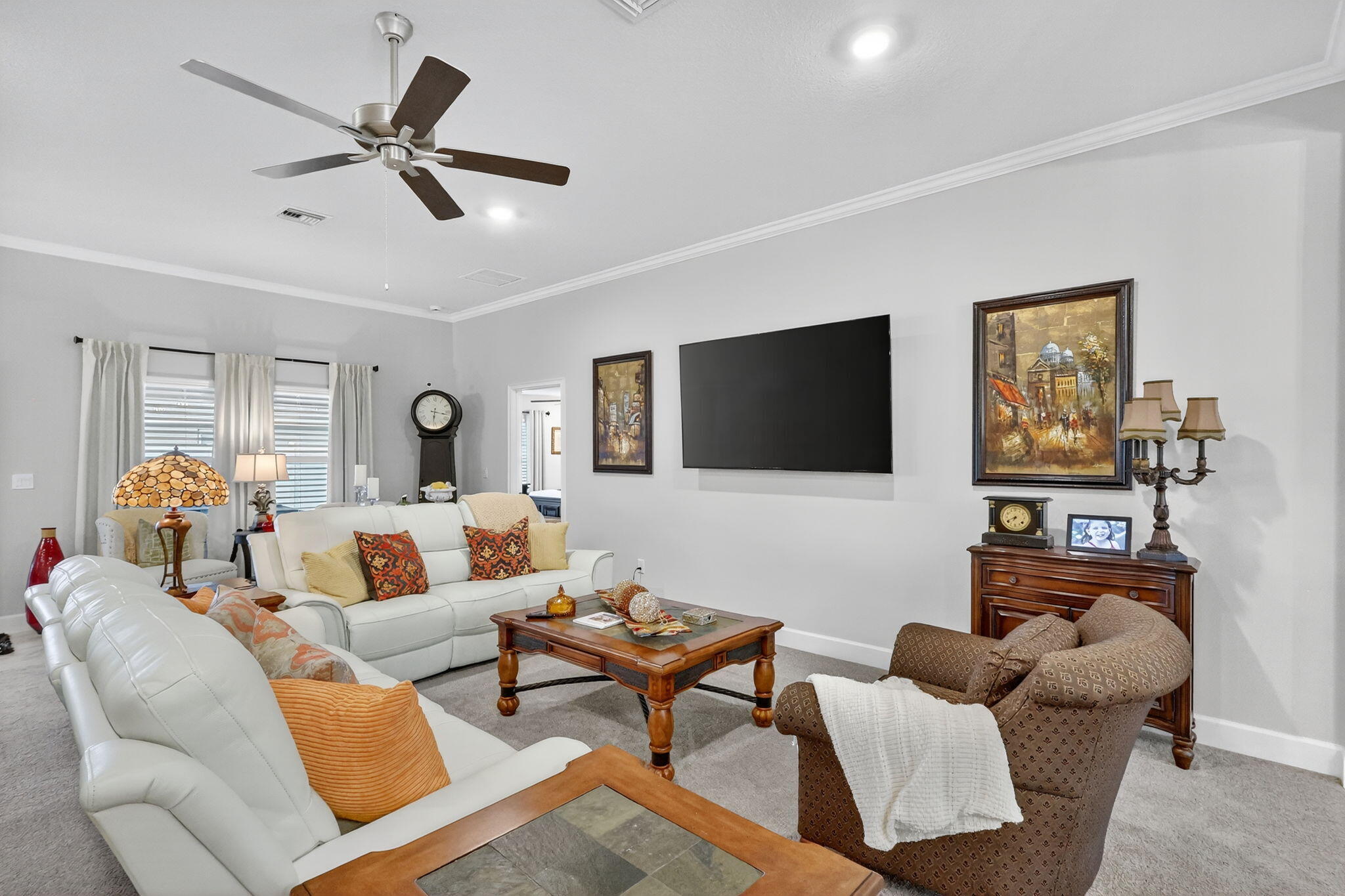 8652 Waterstone Boulevard Property Photo 8