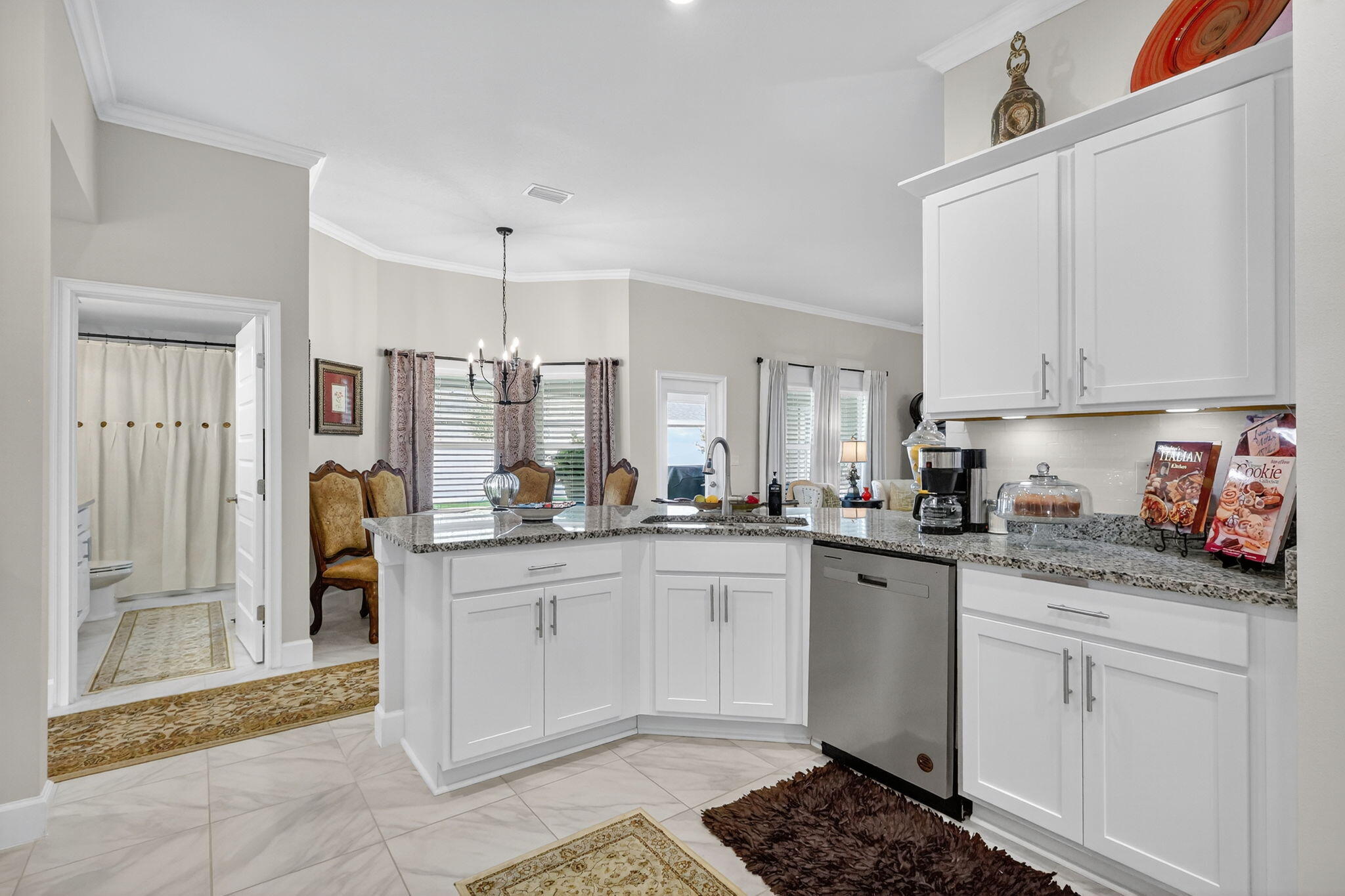 8652 Waterstone Boulevard Property Photo 14