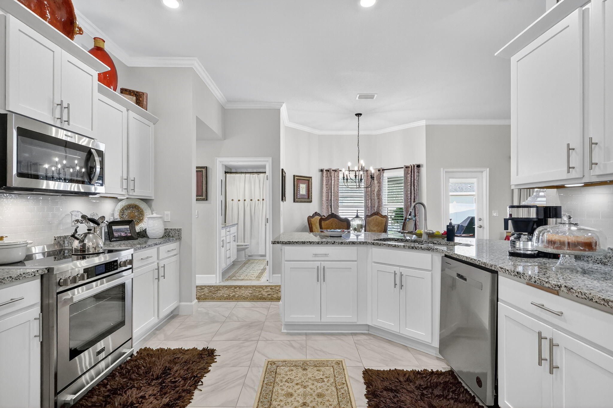 8652 Waterstone Boulevard Property Photo 15