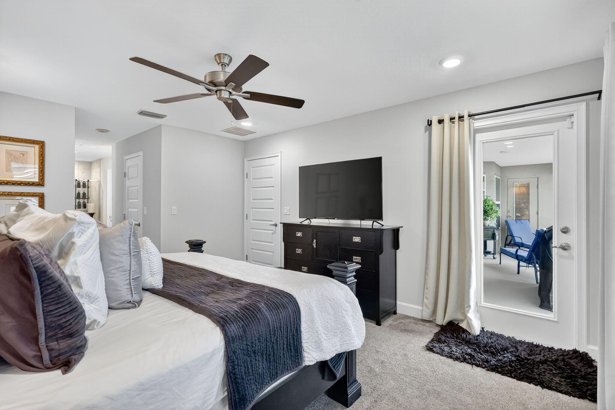 8652 Waterstone Boulevard Property Photo 19