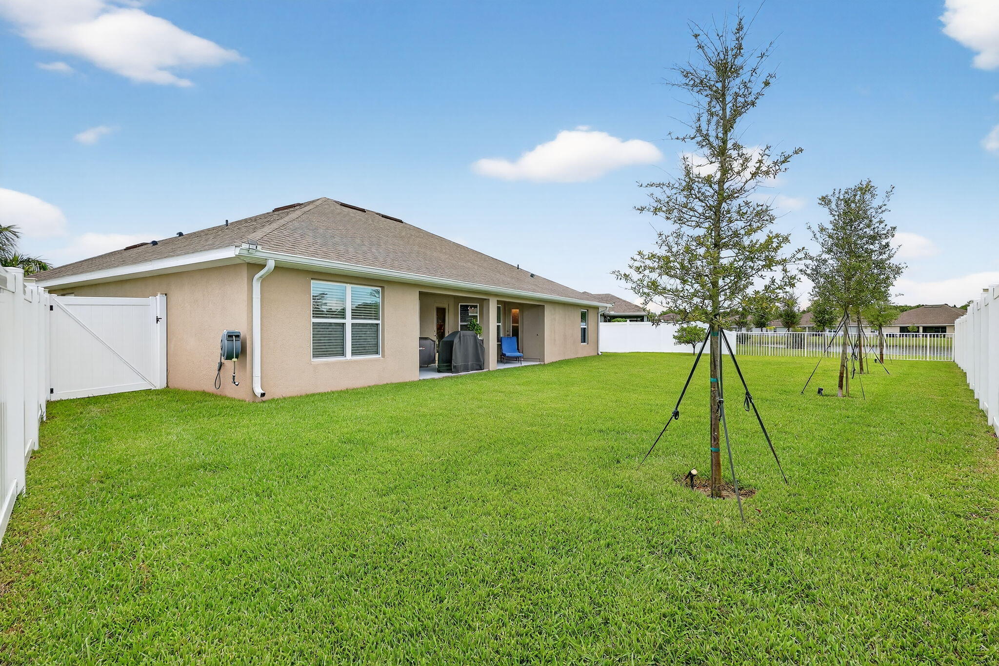 8652 Waterstone Boulevard Property Photo 29