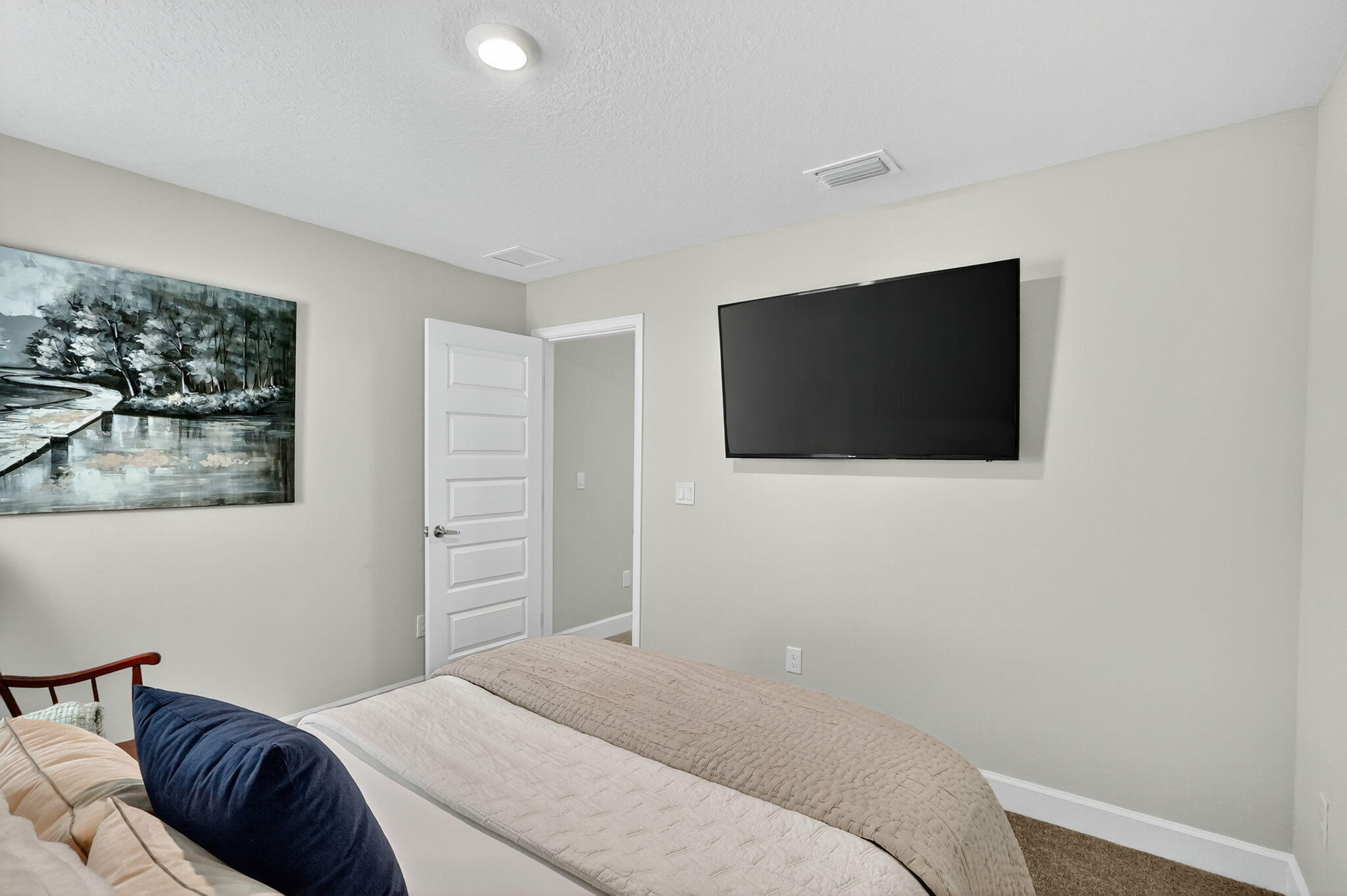 8652 Waterstone Boulevard Property Photo 33