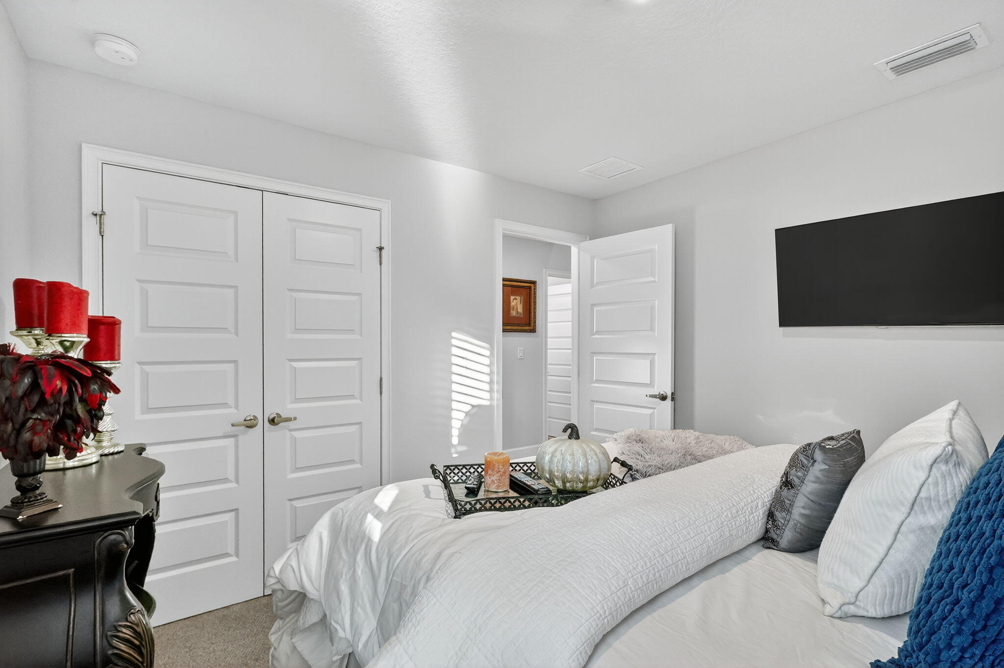 8652 Waterstone Boulevard Property Photo 36