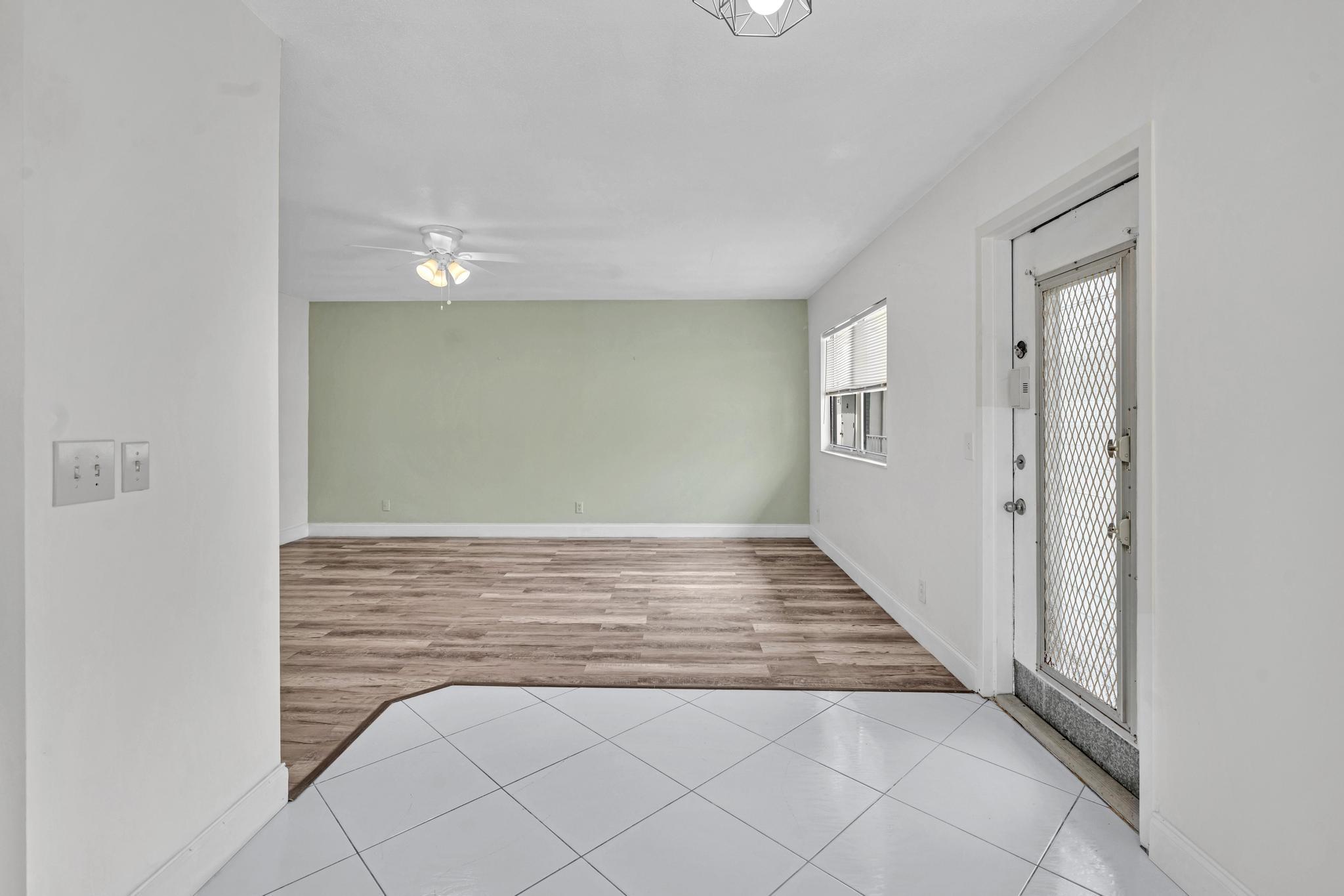 365 Flanders H Property Photo 12