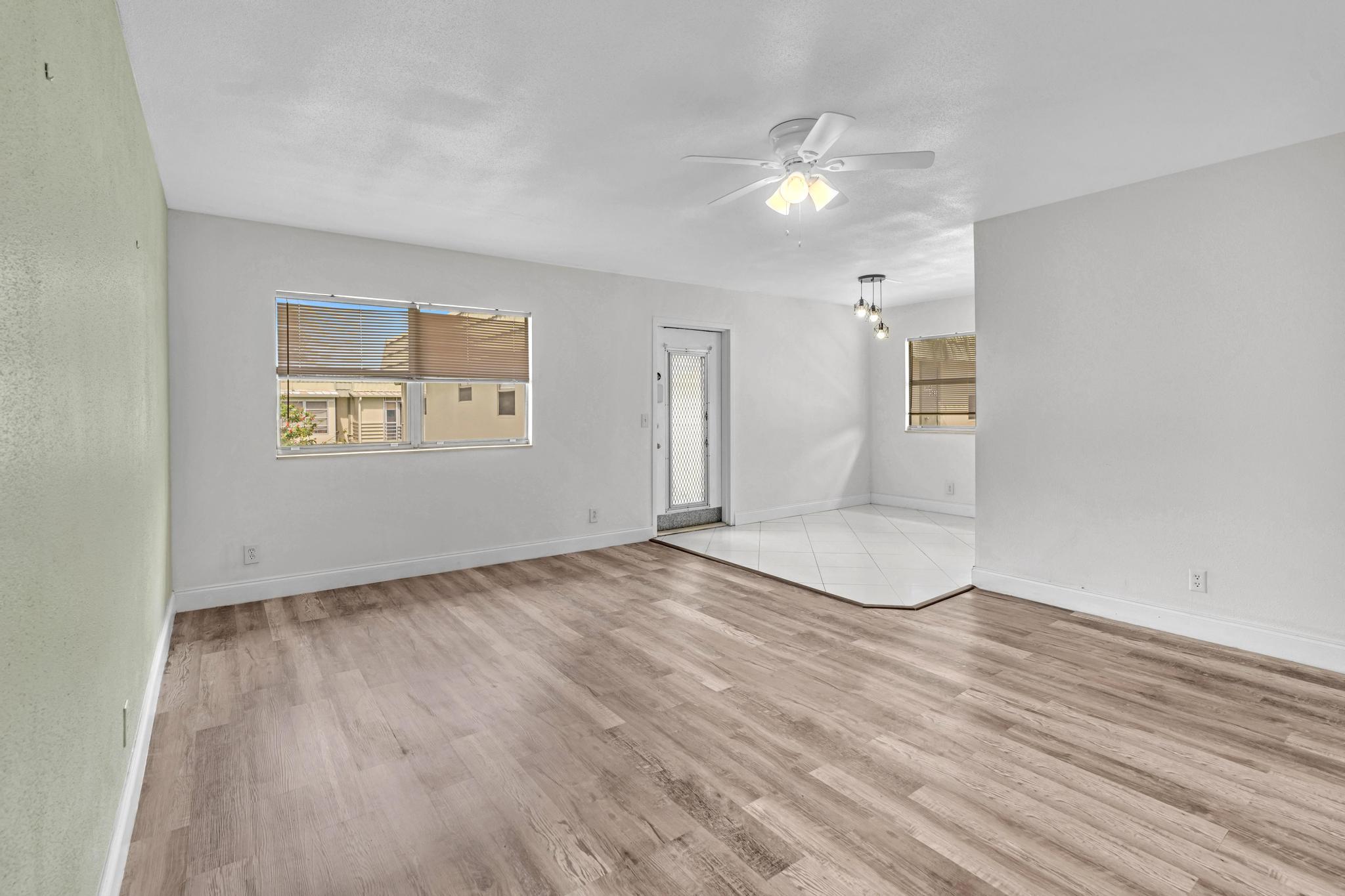 365 Flanders H Property Photo 15