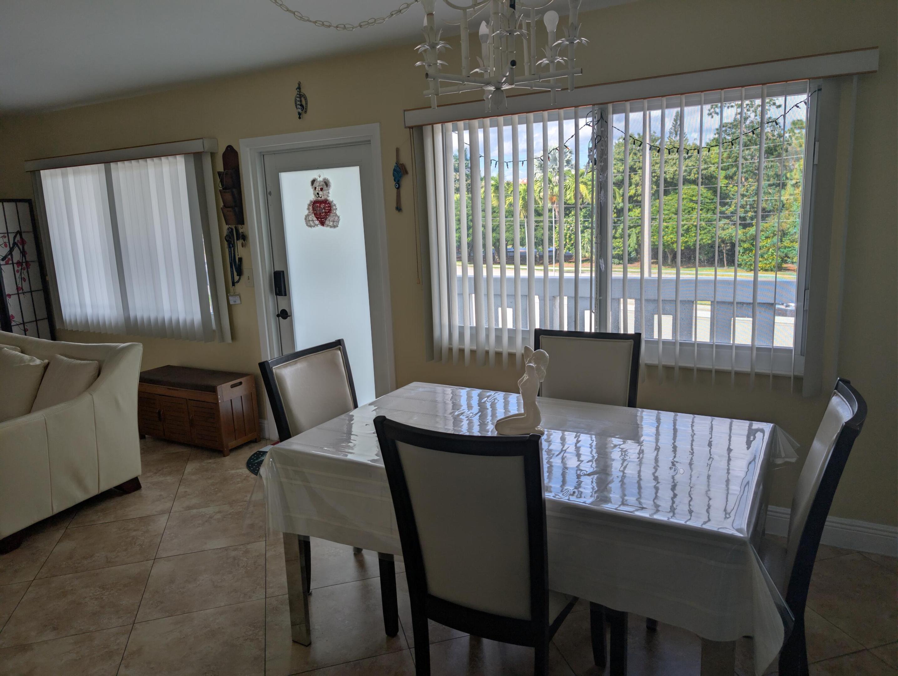 3036 Ventnor H 3036 Property Photo 6