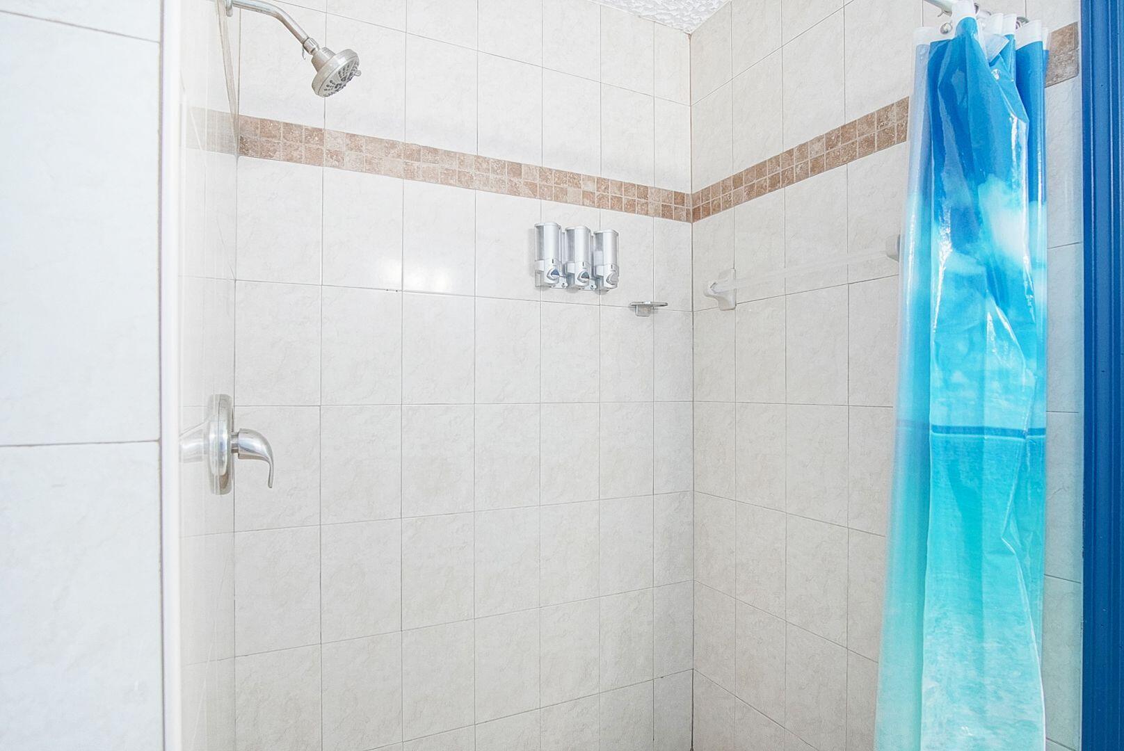 2902 Essex Drive Property Photo 14