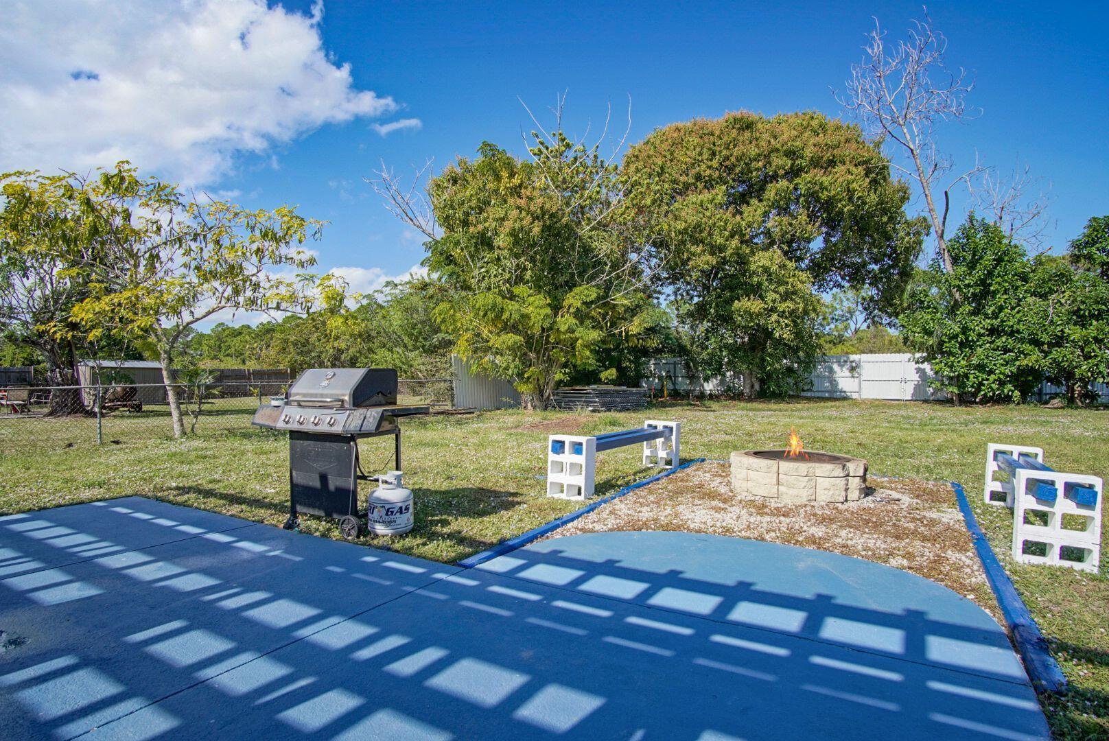 2902 Essex Drive Property Photo 24