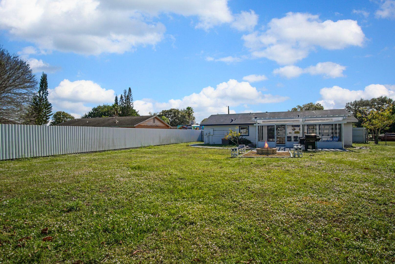 2902 Essex Drive Property Photo 25