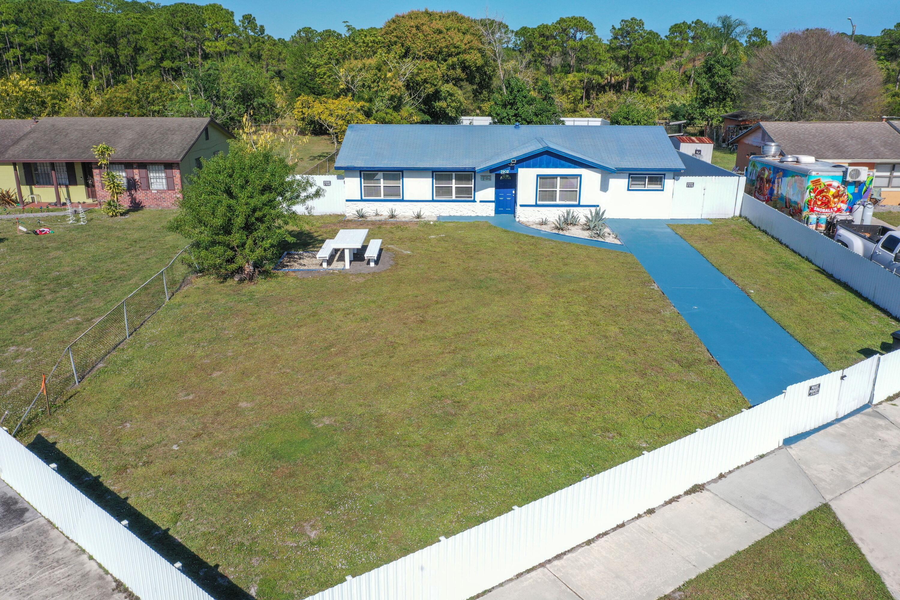2902 Essex Drive Property Photo 34