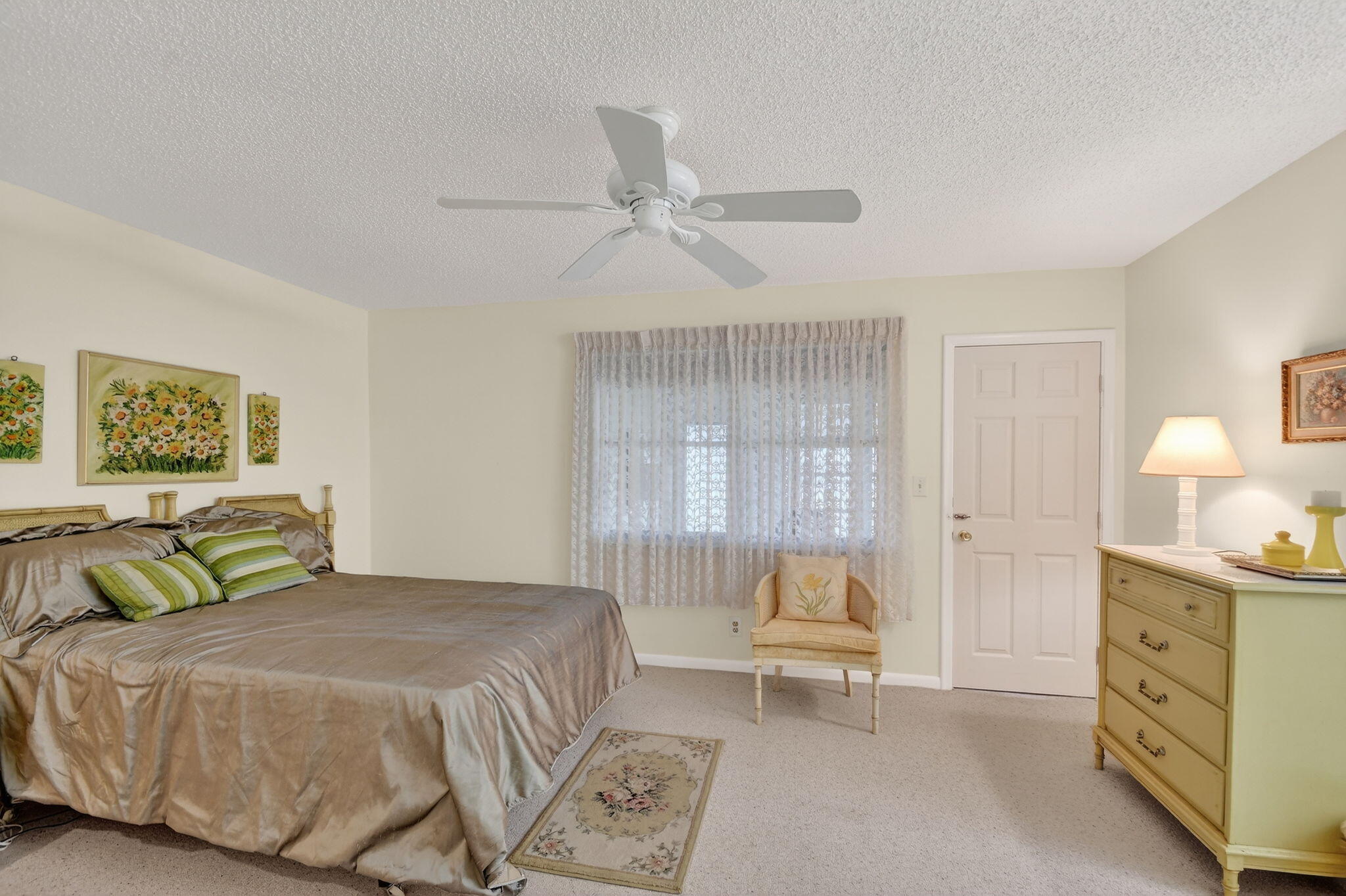615 High Point Drive C Property Photo 22