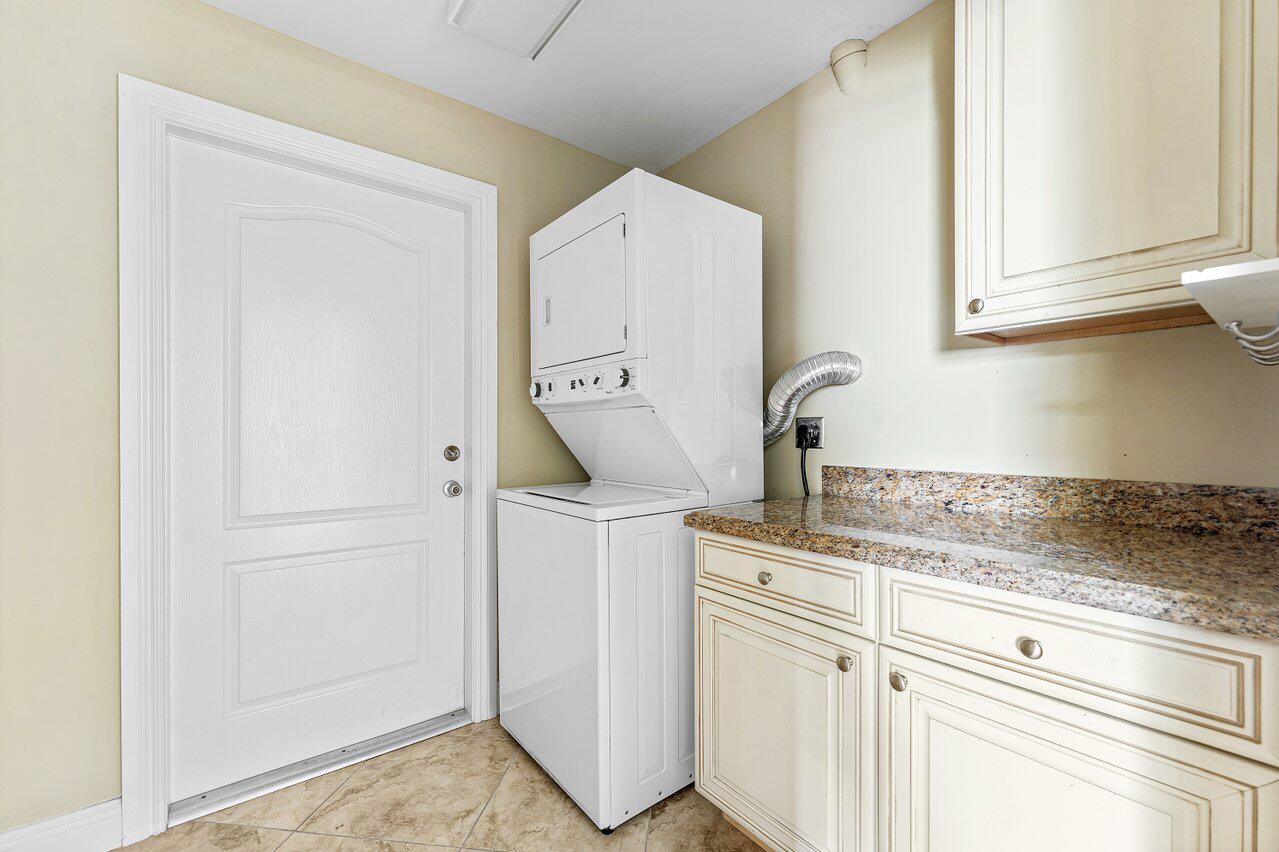 4572 White Cedar Lane Property Photo 37