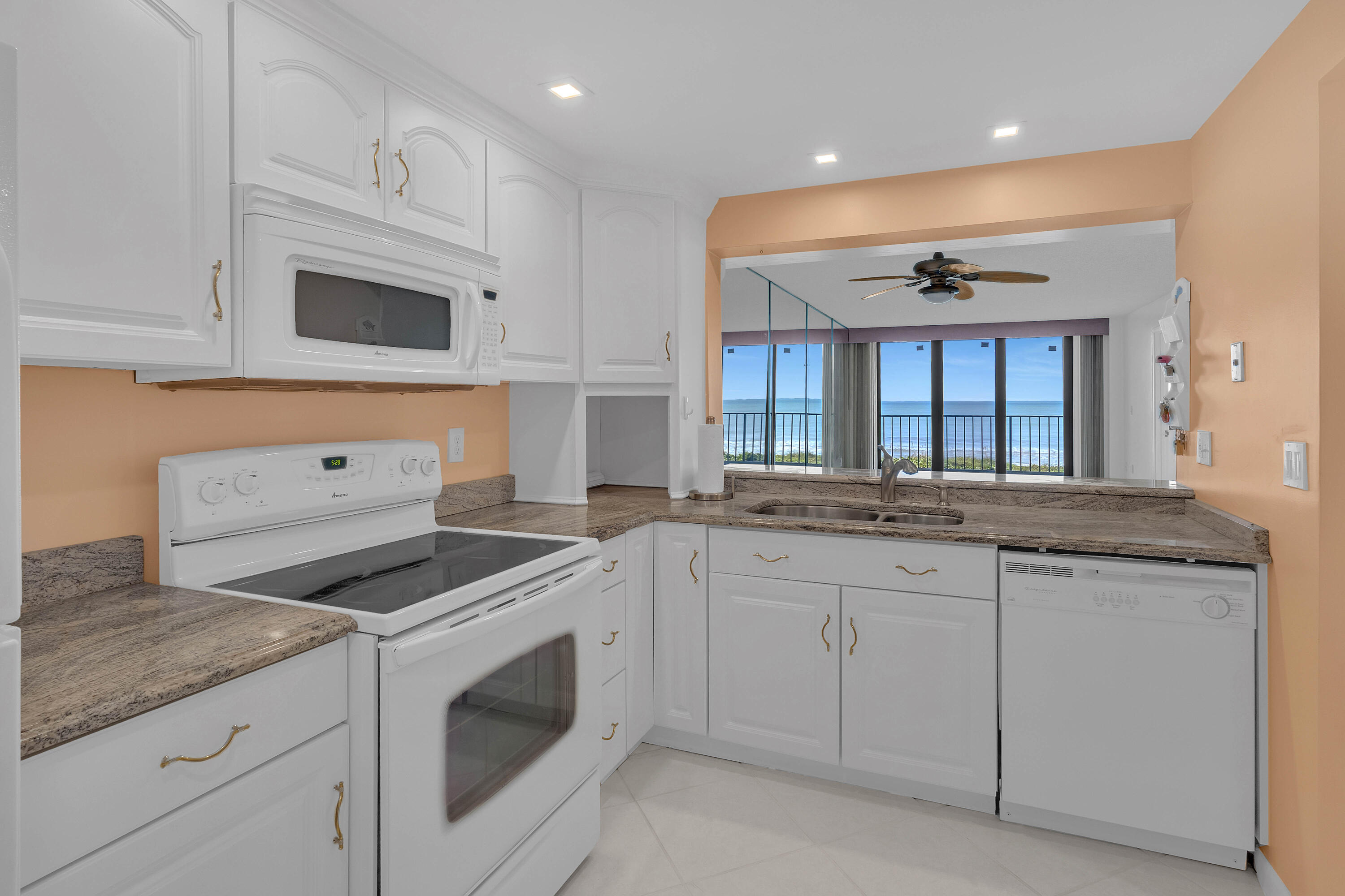 4200 N Highway A1a 311 Property Photo 4