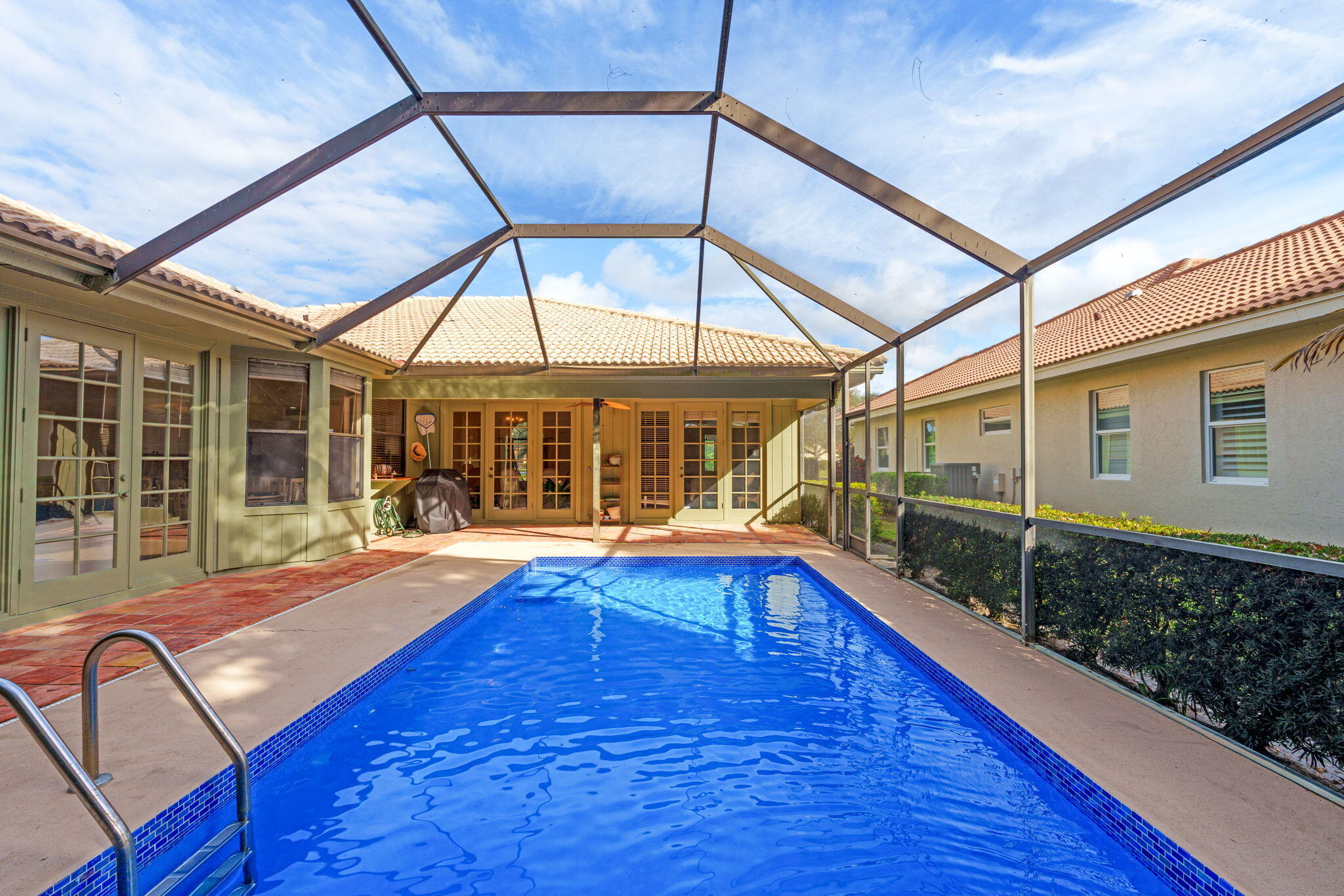 9055 Cypress Hollow Drive Property Photo 33