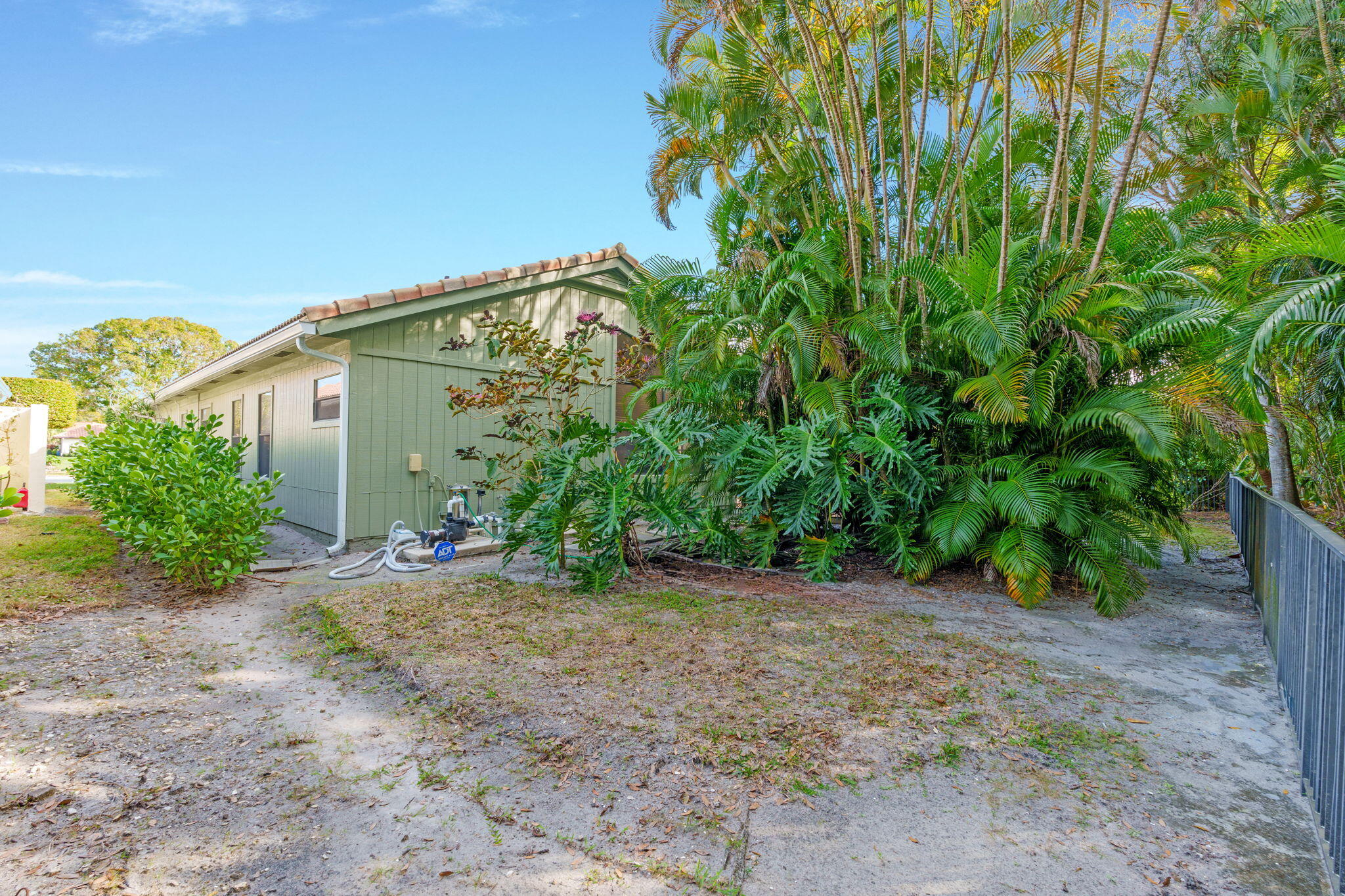 9055 Cypress Hollow Drive Property Photo 37