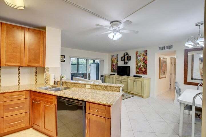 7539 S Oriole Boulevard 103 Property Photo 9