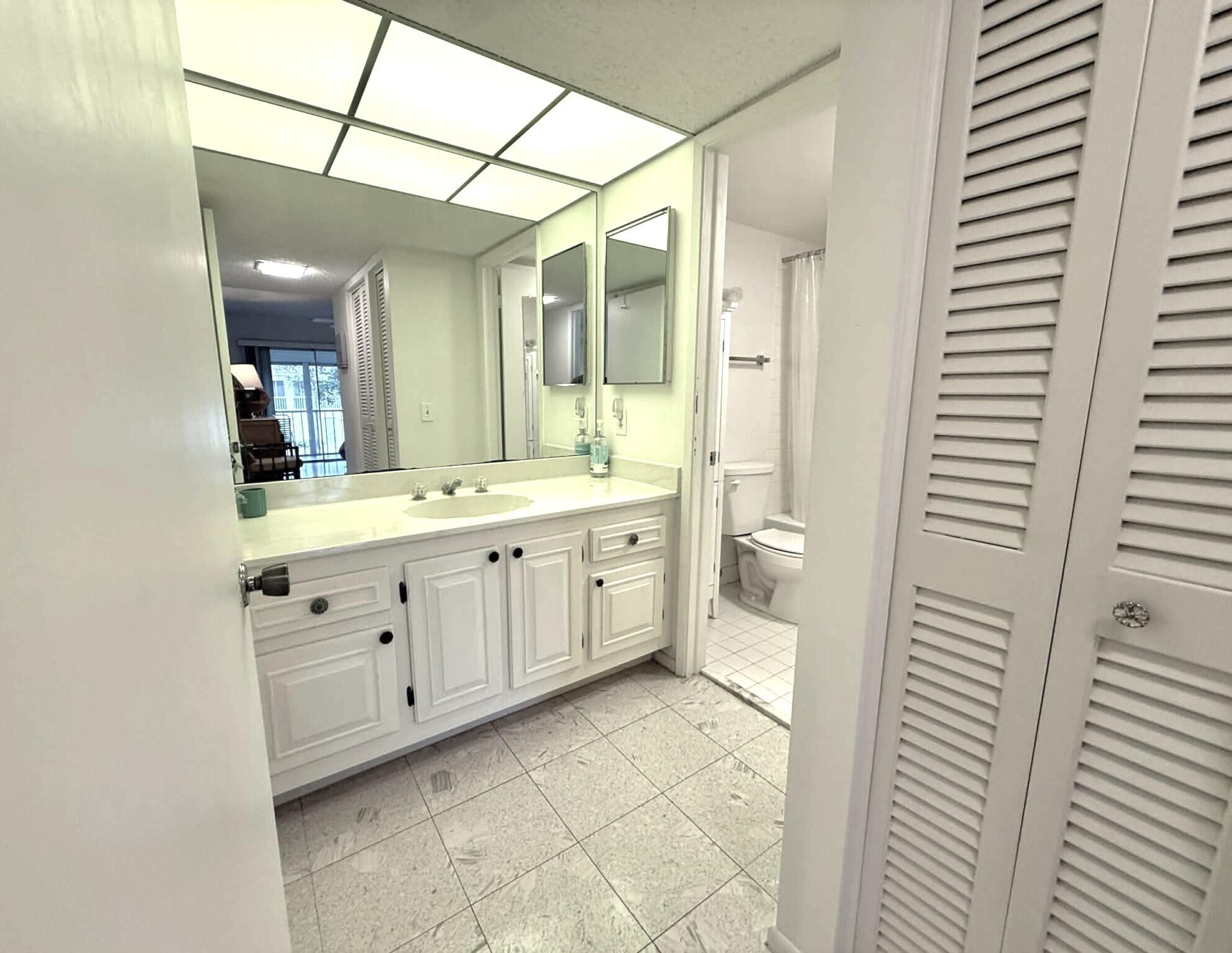 2702 Nassau Bend C2 Property Photo 20