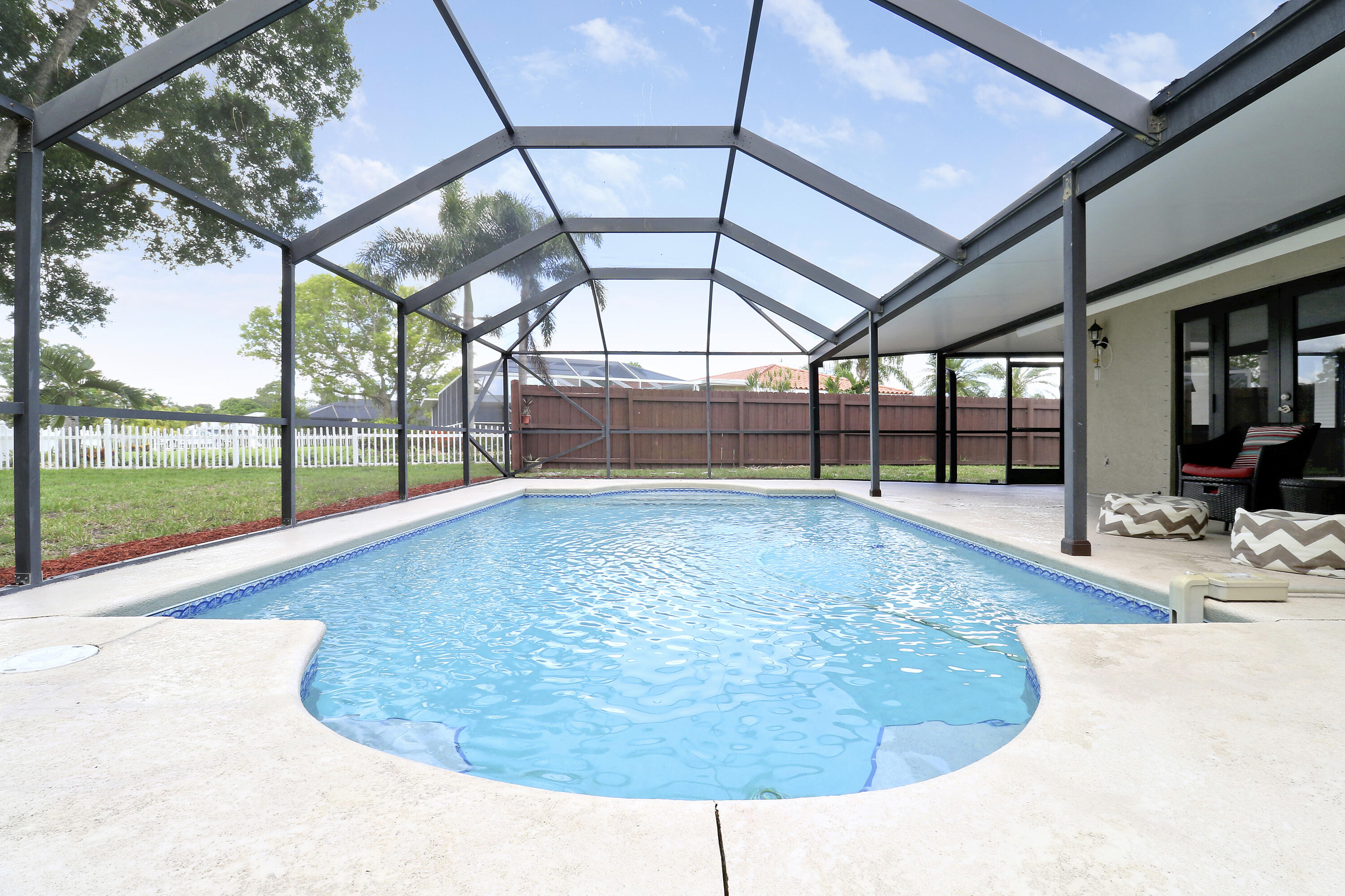 3060 Se Darien Road Property Photo 2
