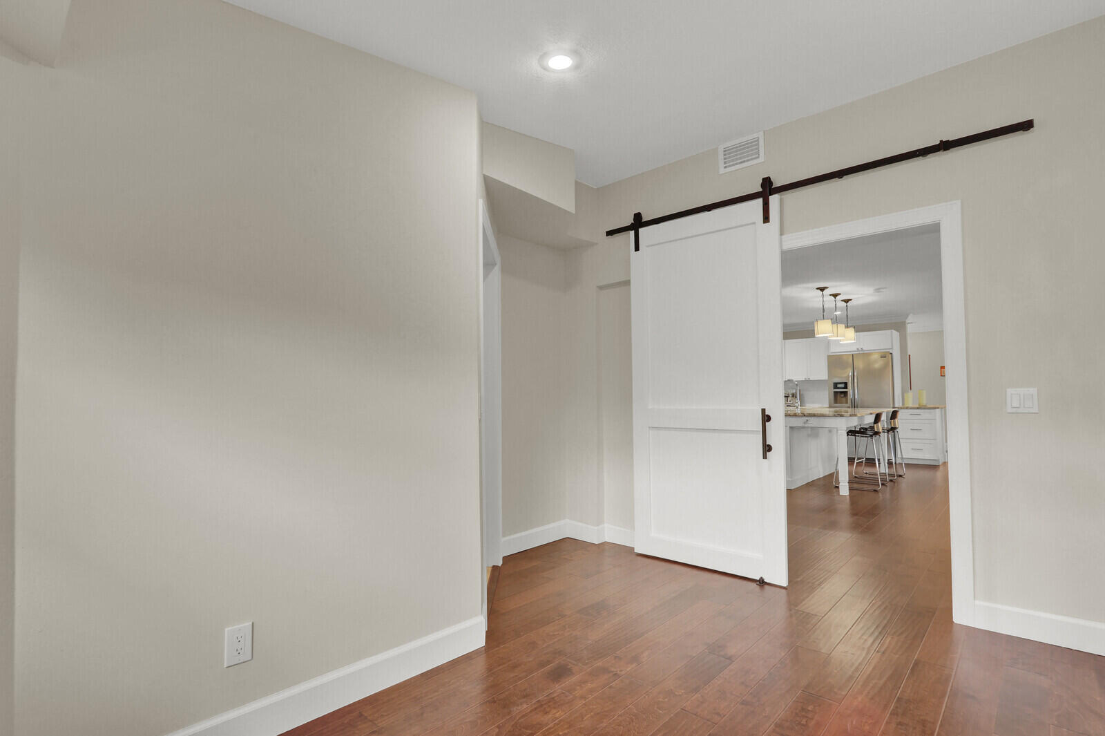 3060 Se Darien Road Property Photo 32