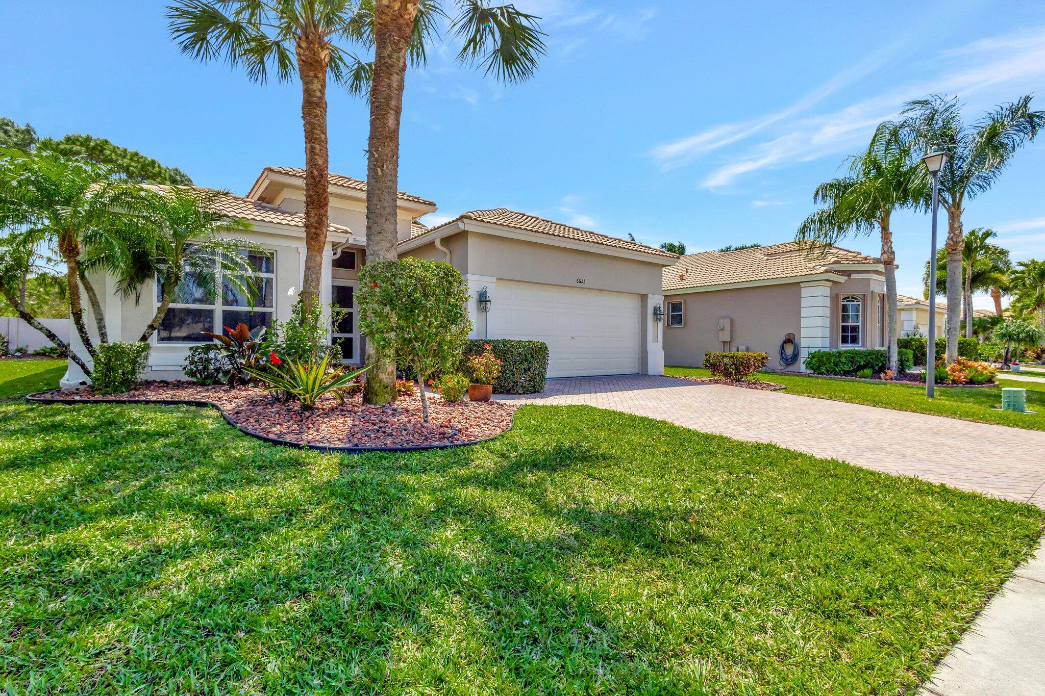 6623 Southport Drive Property Photo 4