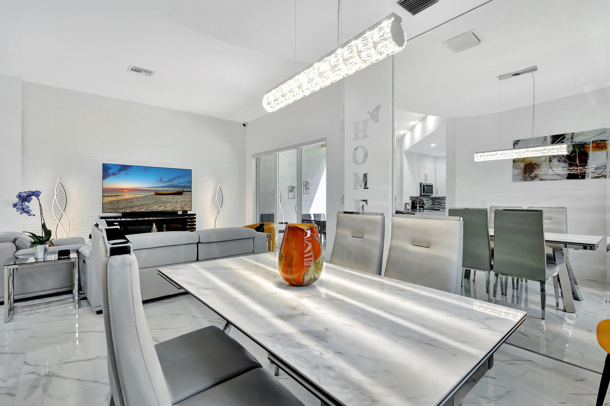 6623 Southport Drive Property Photo 12