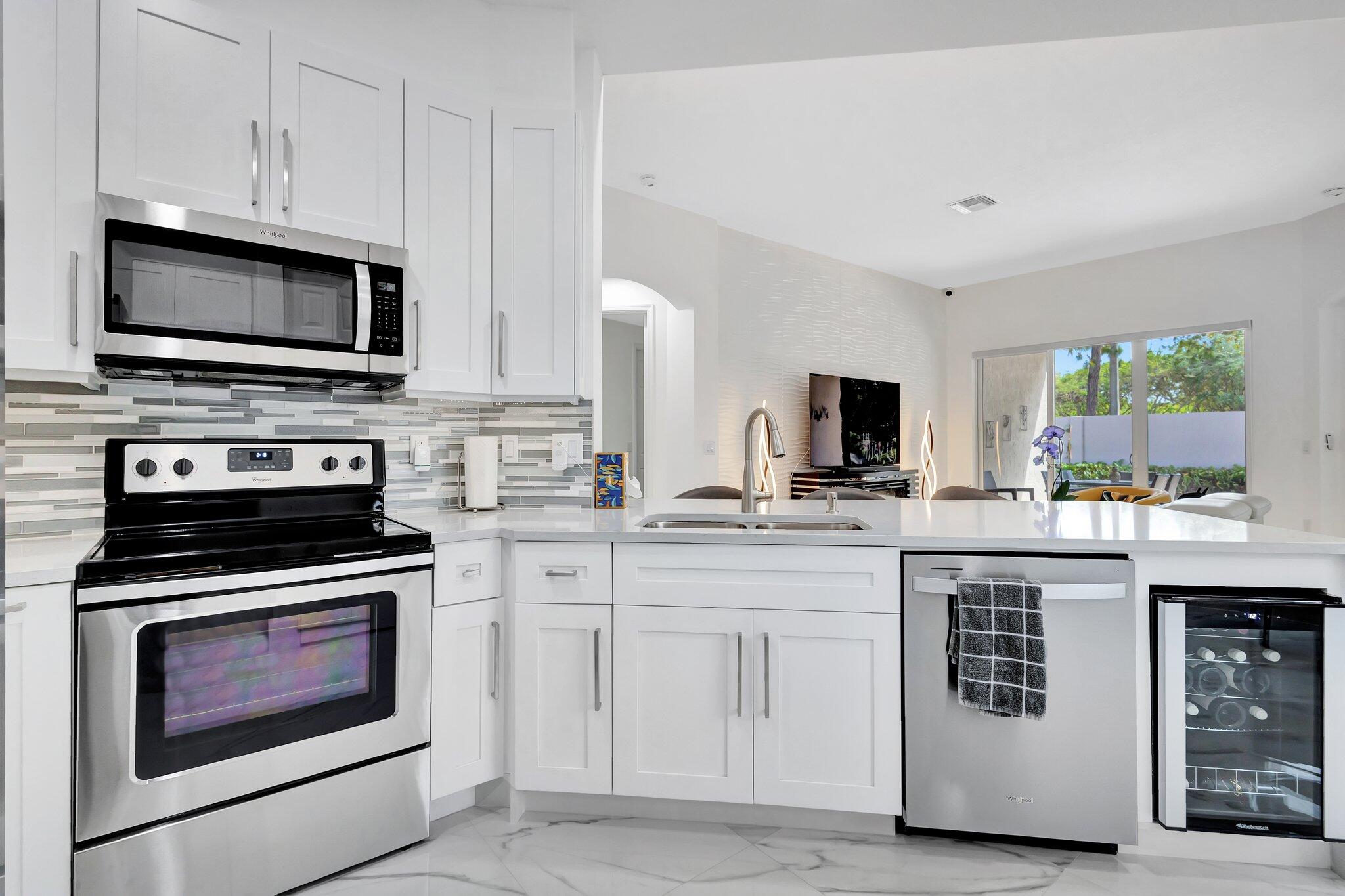 6623 Southport Drive Property Photo 18