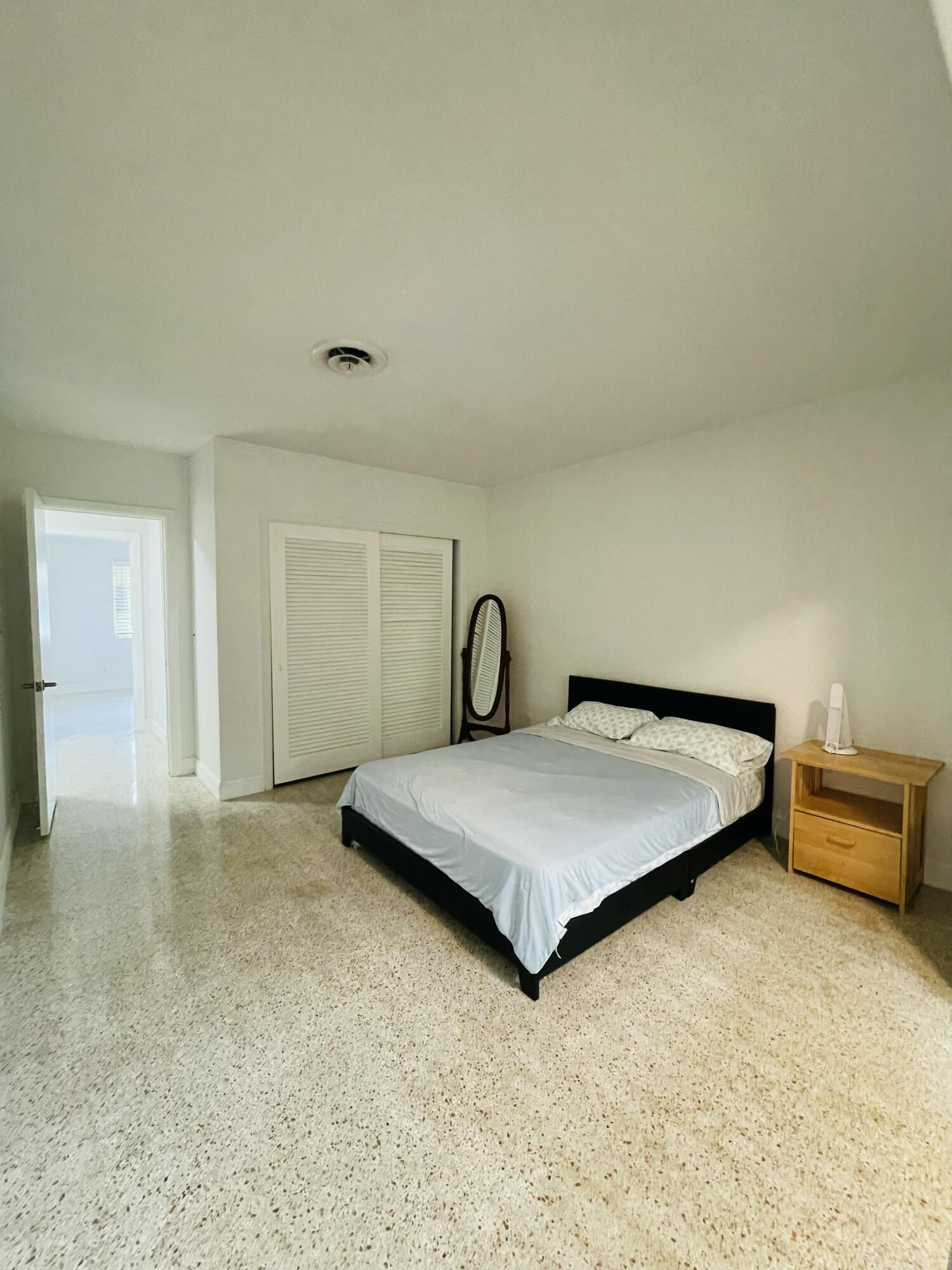 8895 N Bates Road Property Photo 24