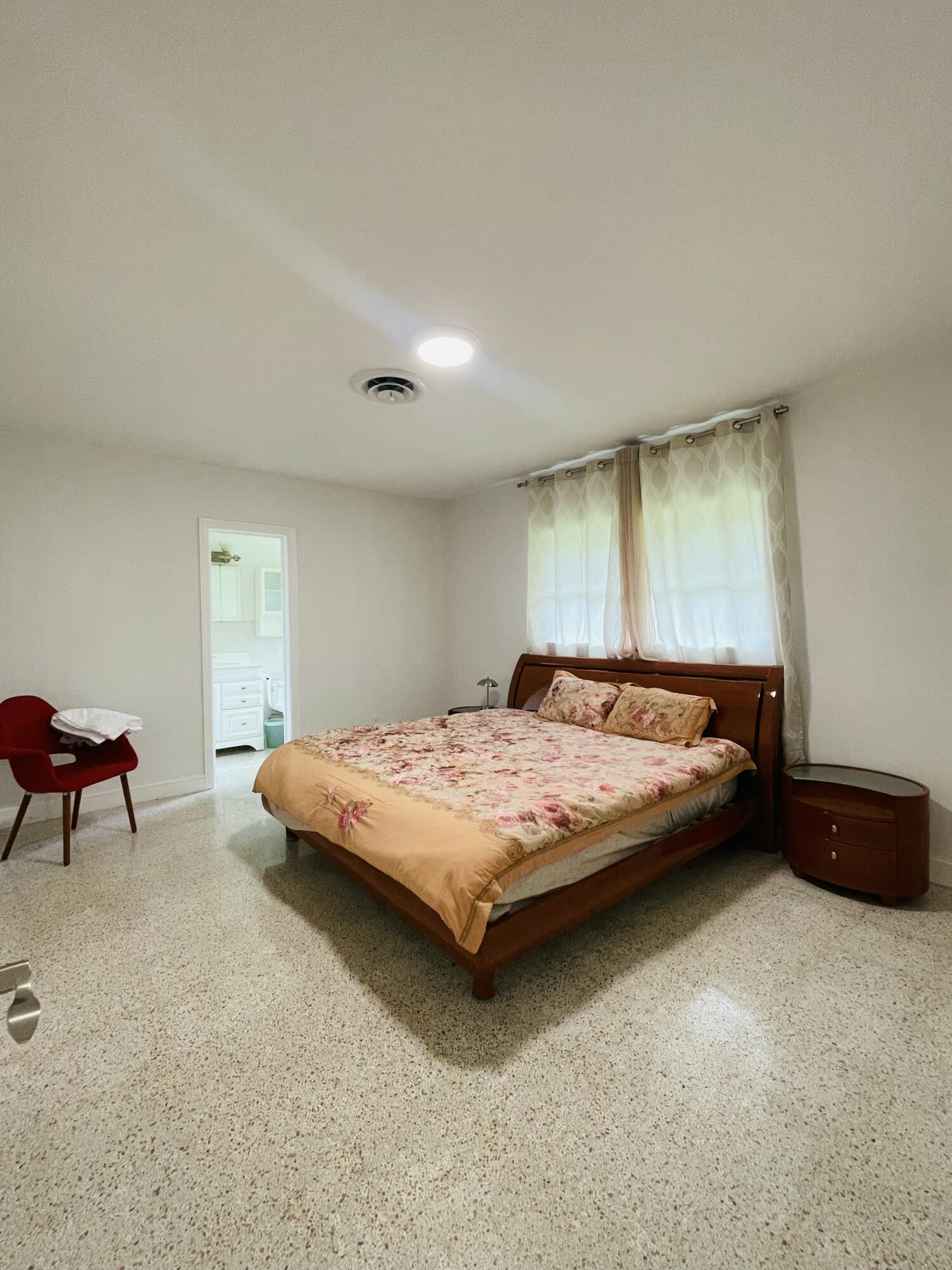 8895 N Bates Road Property Photo 32