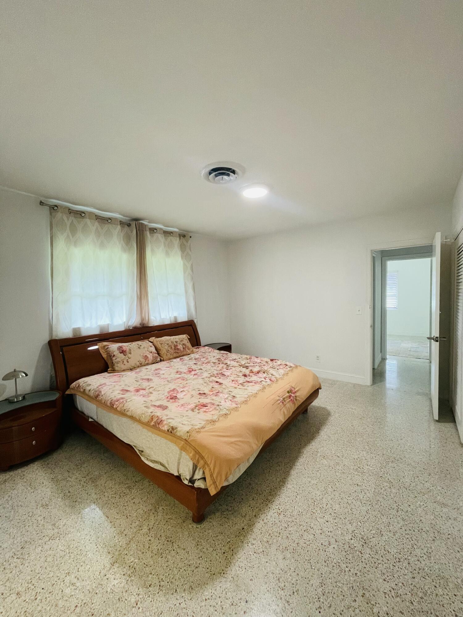 8895 N Bates Road Property Photo 33