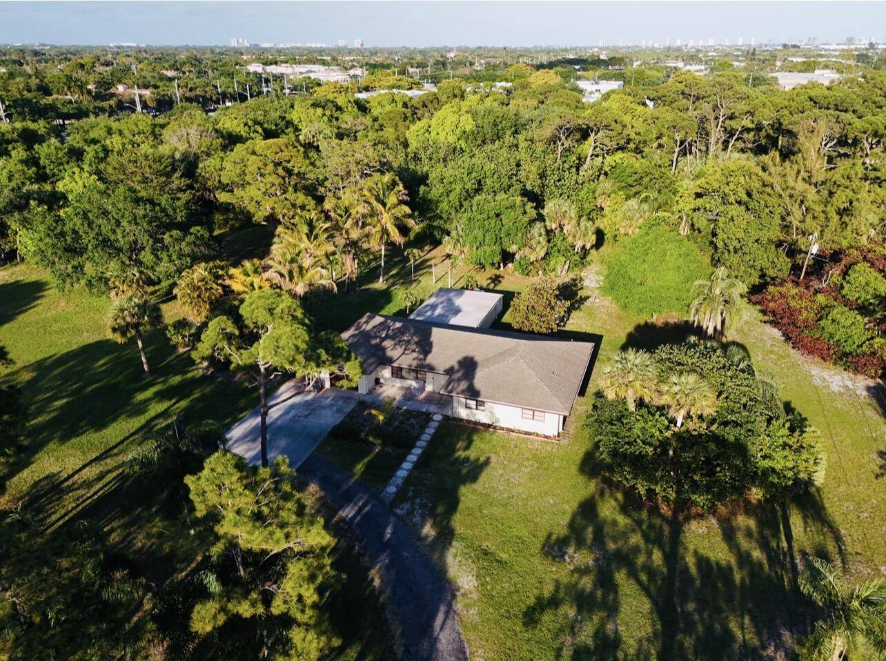 8895 N Bates Road Property Photo 44