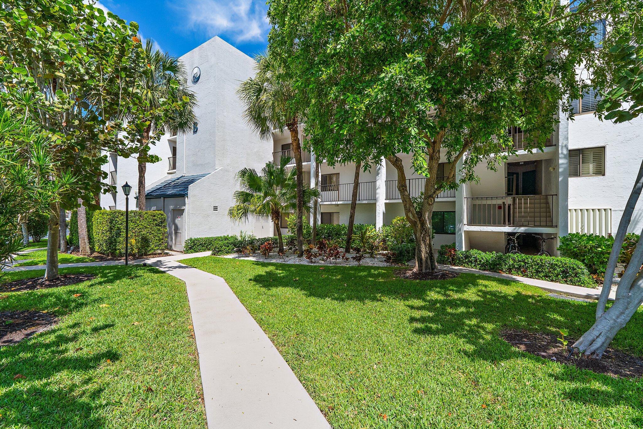 1605 S Us Highway 1 B205 Property Photo 2