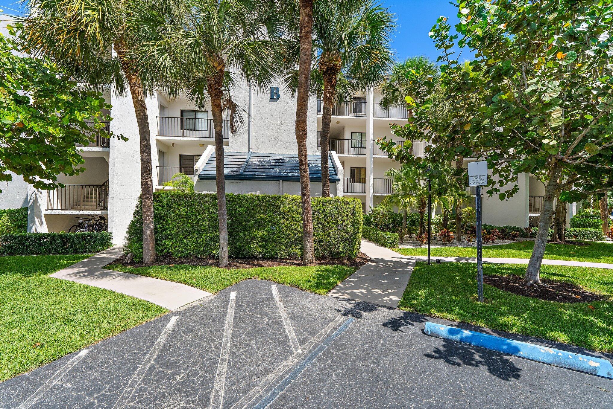 1605 S Us Highway 1 B205 Property Photo 3