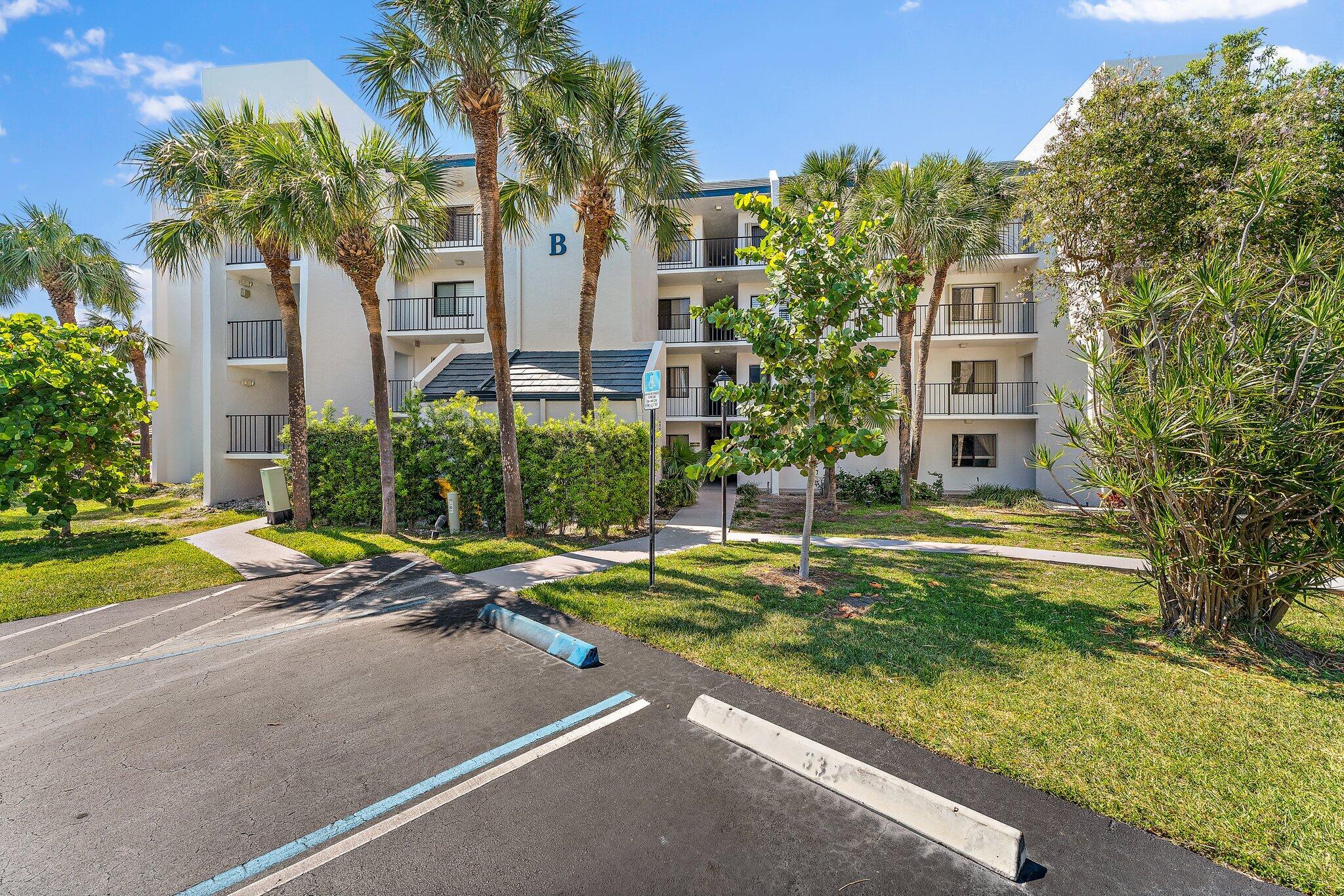 1605 S Us Highway 1 B205 Property Photo 32