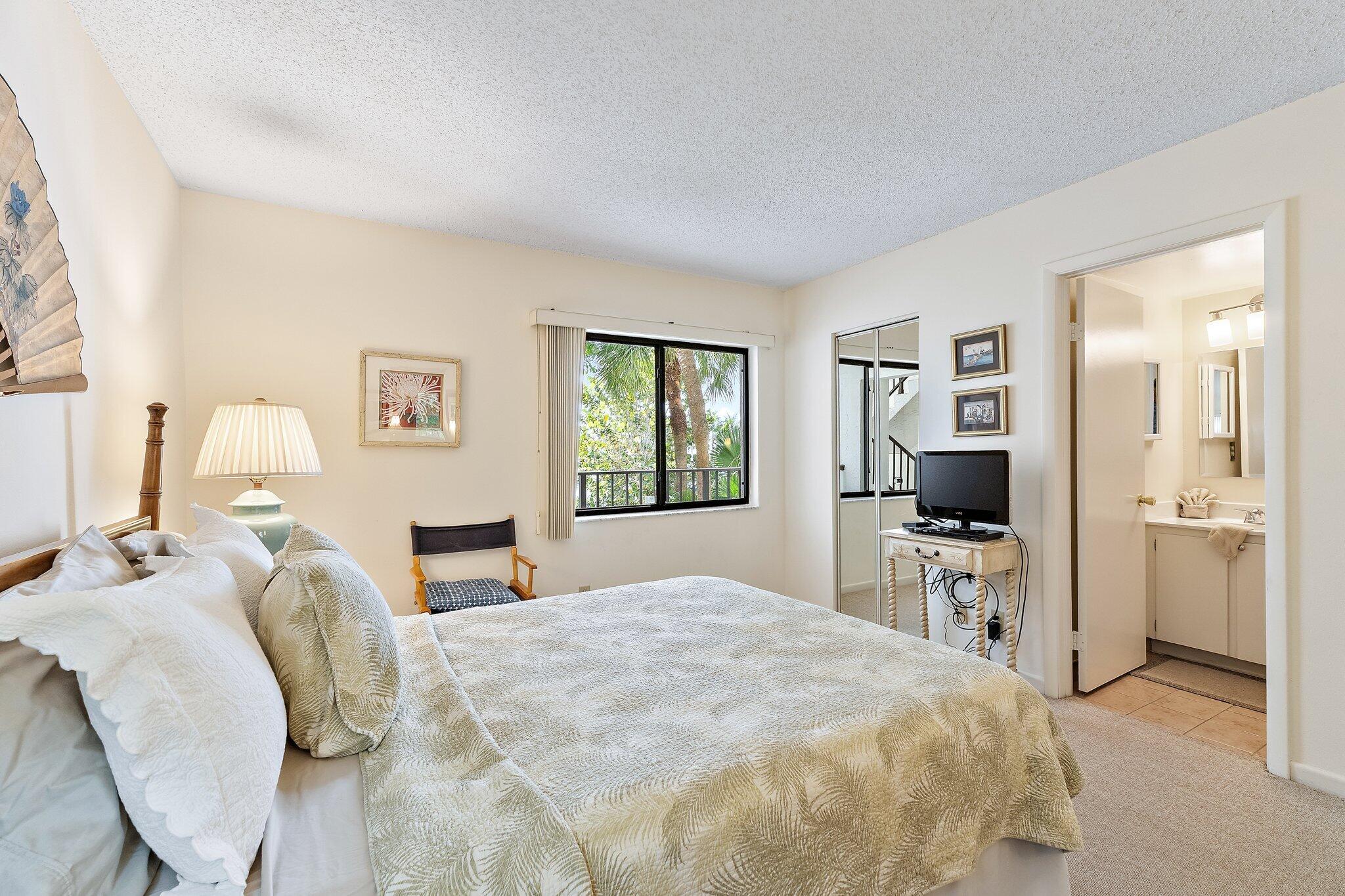 1605 S Us Highway 1 B205 Property Photo 37