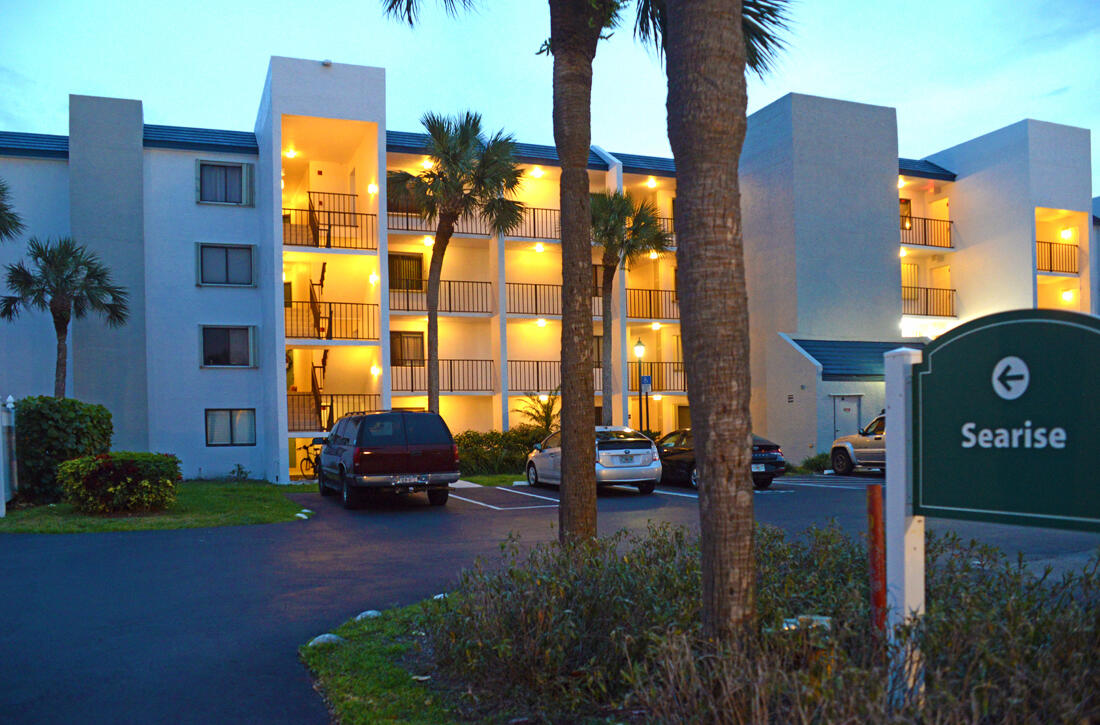 1605 S Us Highway 1 B205 Property Photo 43