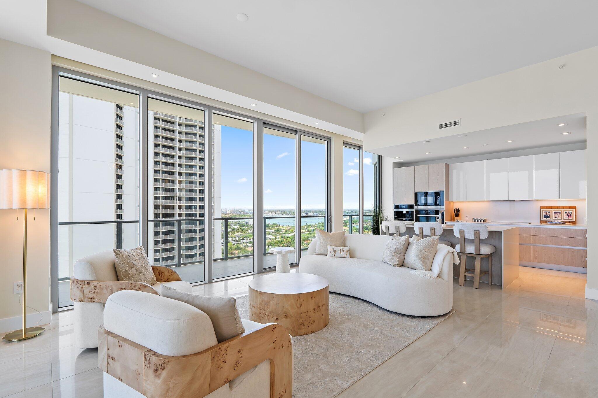 3100 N Ocean Drive H1804 Property Photo 6