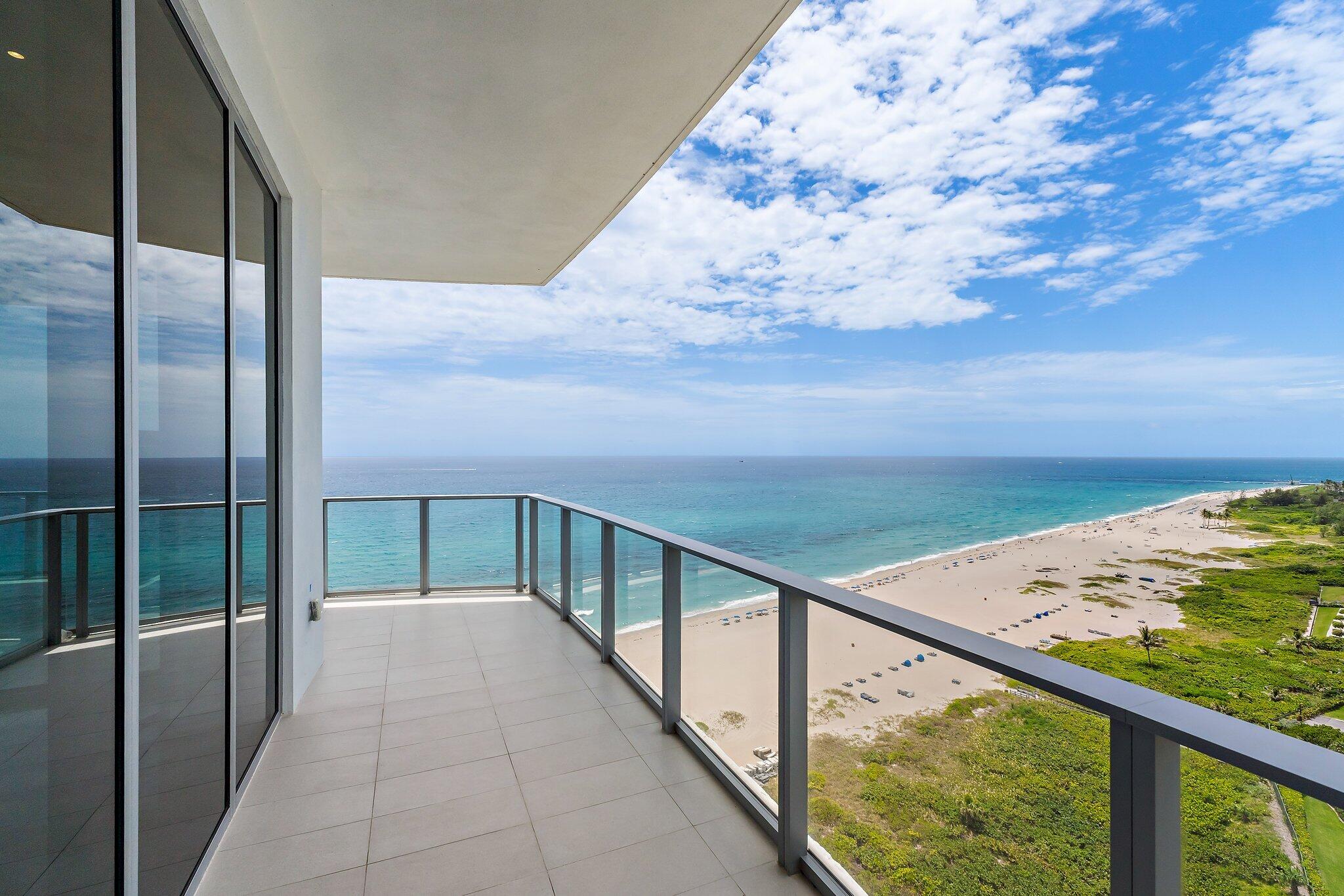 3100 N Ocean Drive H1804 Property Photo 14