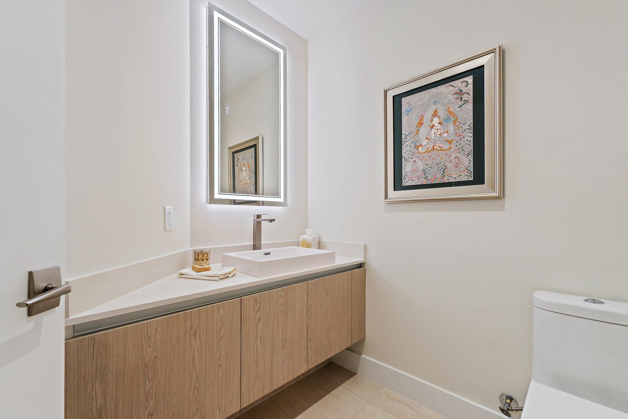 3100 N Ocean Drive H1804 Property Photo 22