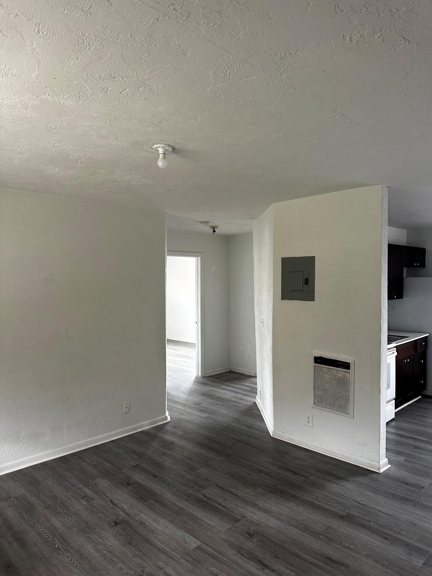 1120 N Sapodilla Avenue 4 Property Photo 6
