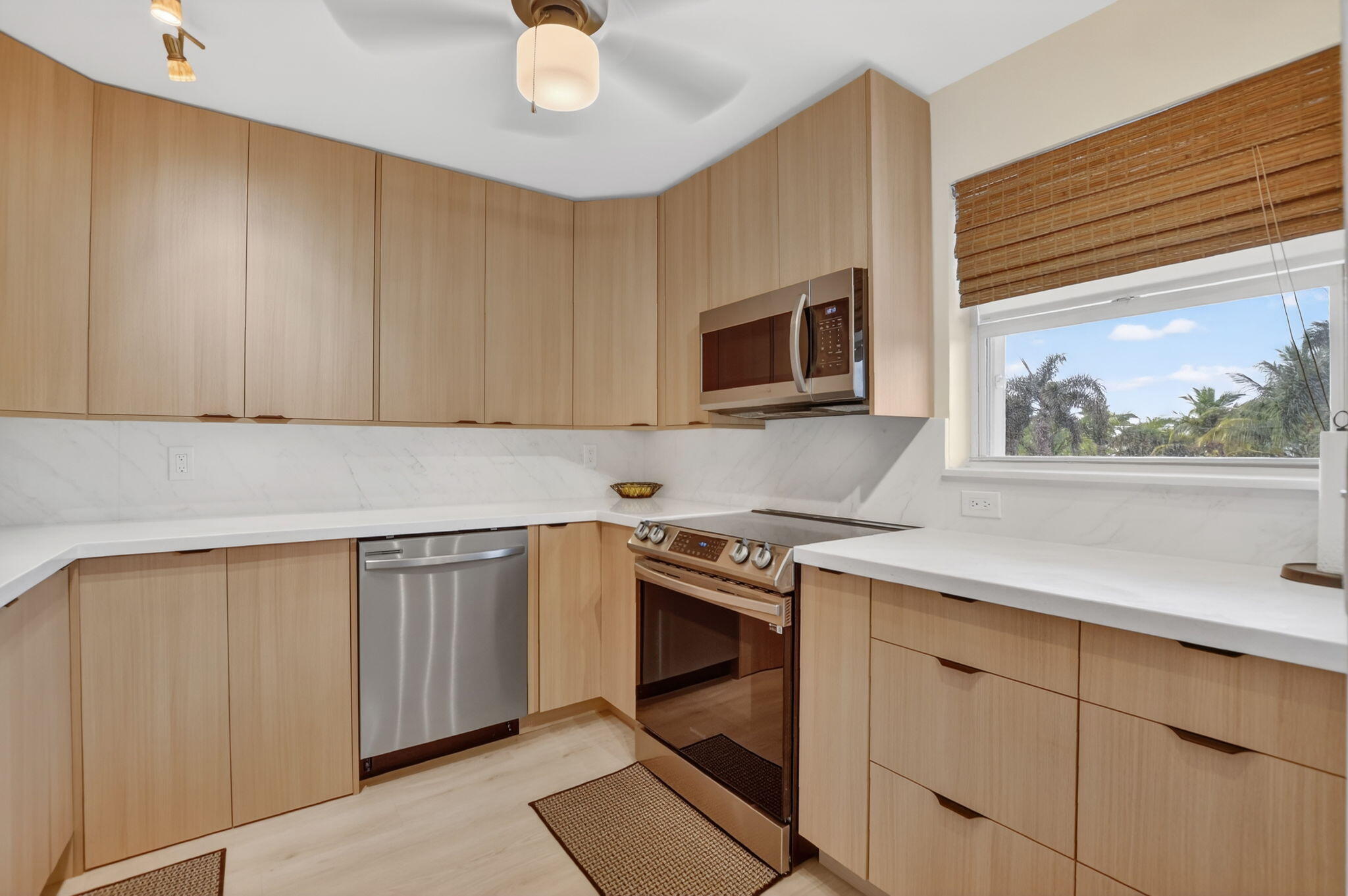 2809 Florida Boulevard 208 Property Photo 3