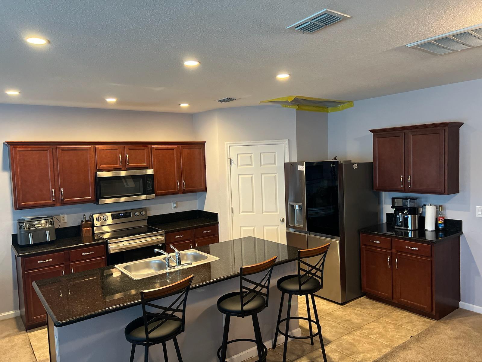 1615 Lexington Square Sw Property Photo 9