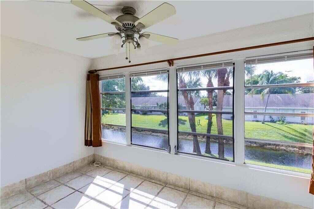 2800 Fiore Way 2060 Property Photo 8